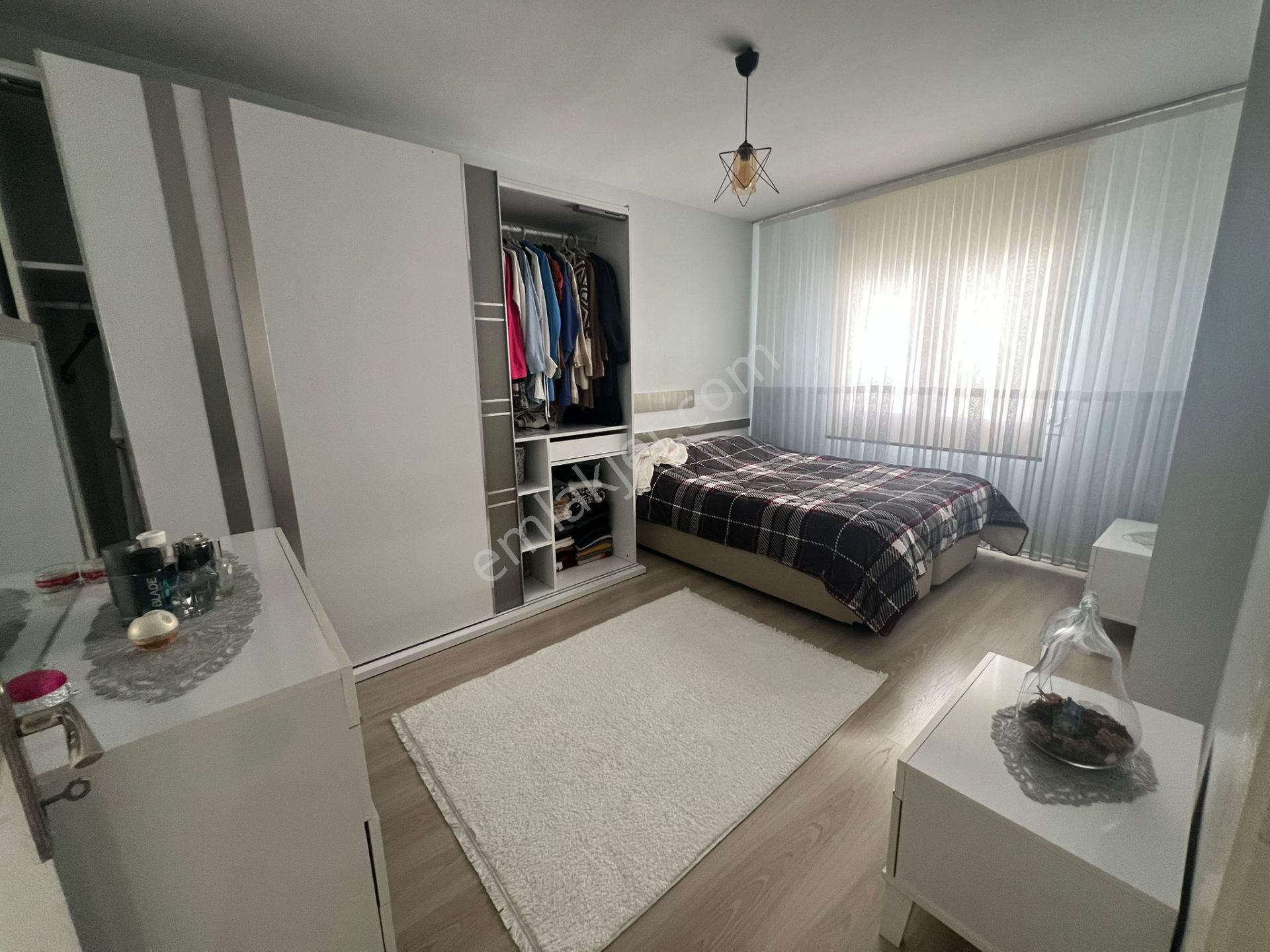 Acil Buca İşçievleri Yiğitler Mahde 2+1 95m2 Ayrı Mutfak Arakat Ferah Daire - Görsel 6