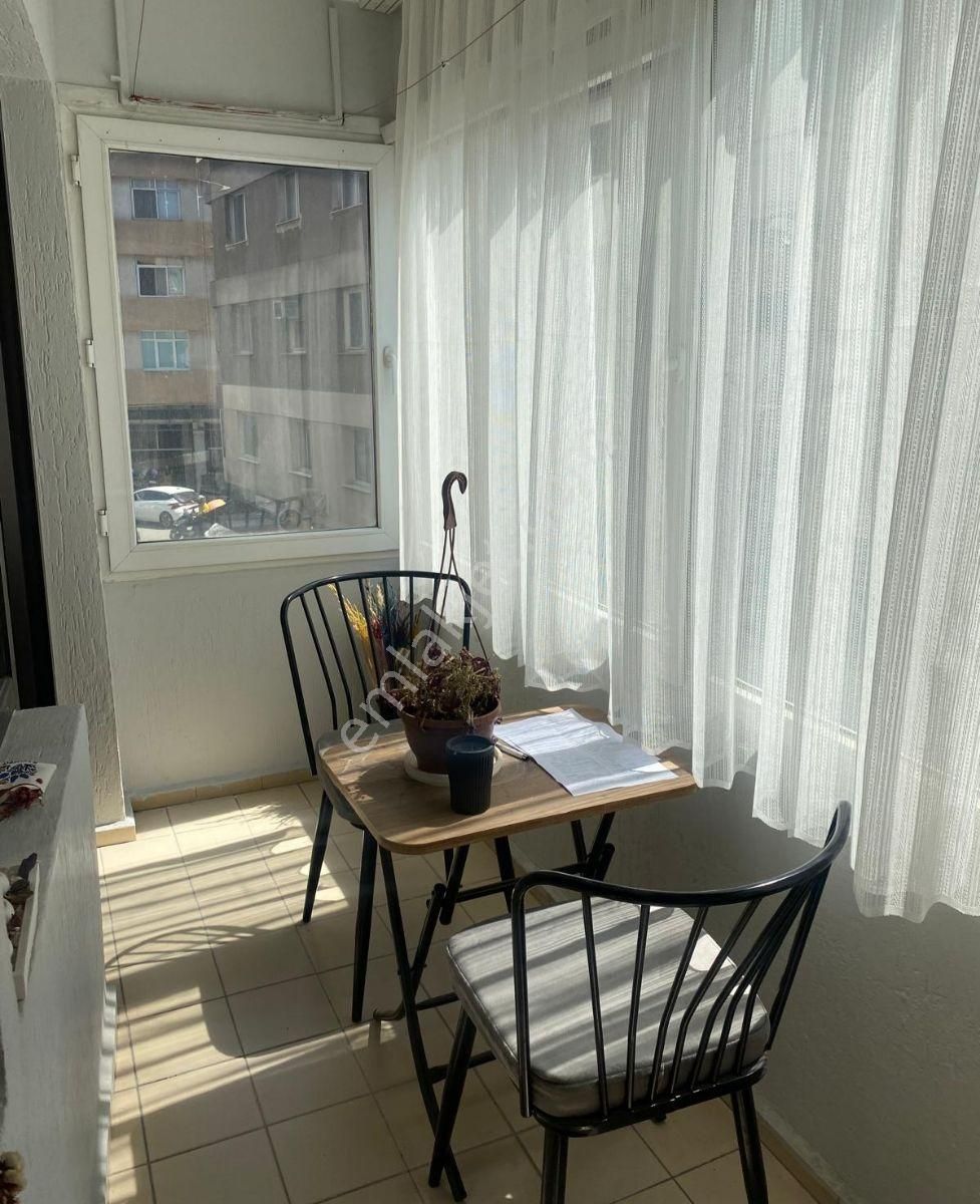 Alsancak Merkezde Eşyalı Satılık 1+1 Daire - Görsel 9