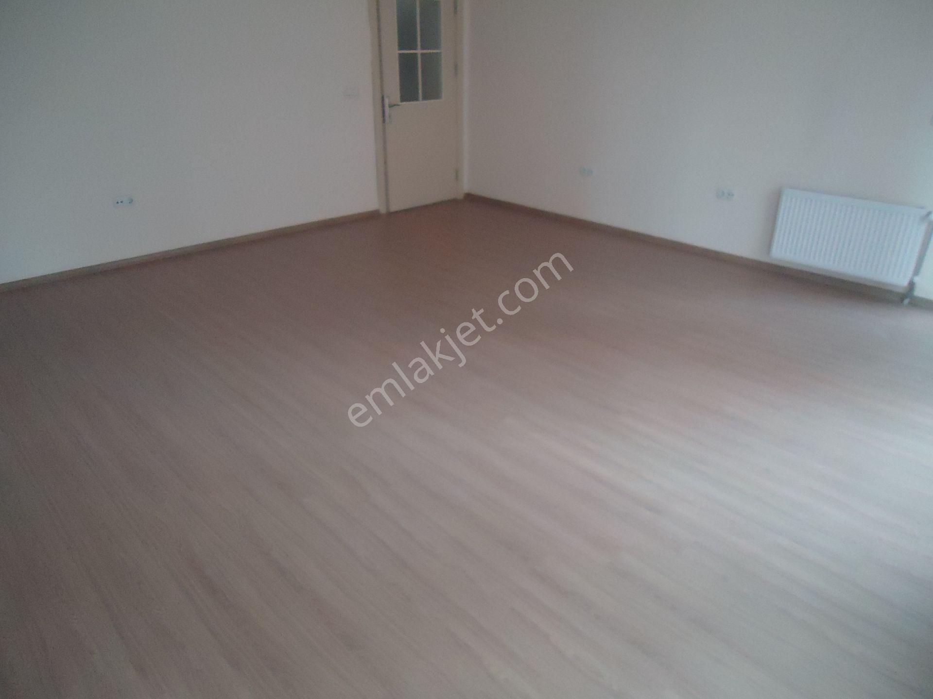 Krc'den Gülseren Tokilerde Katta Kiralık 3+1 Daire - Görsel 12