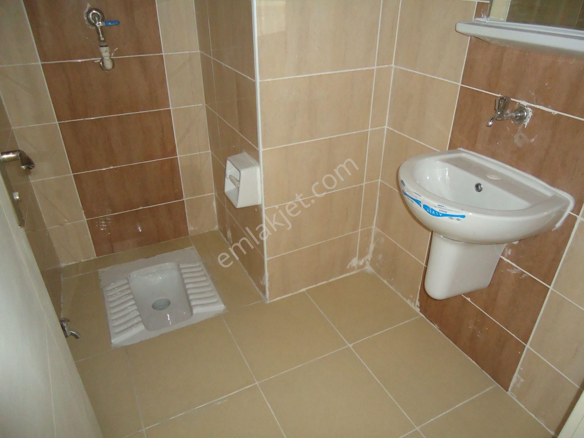 Krc'den Gülseren Tokilerde Katta Kiralık 3+1 Daire - Görsel 19