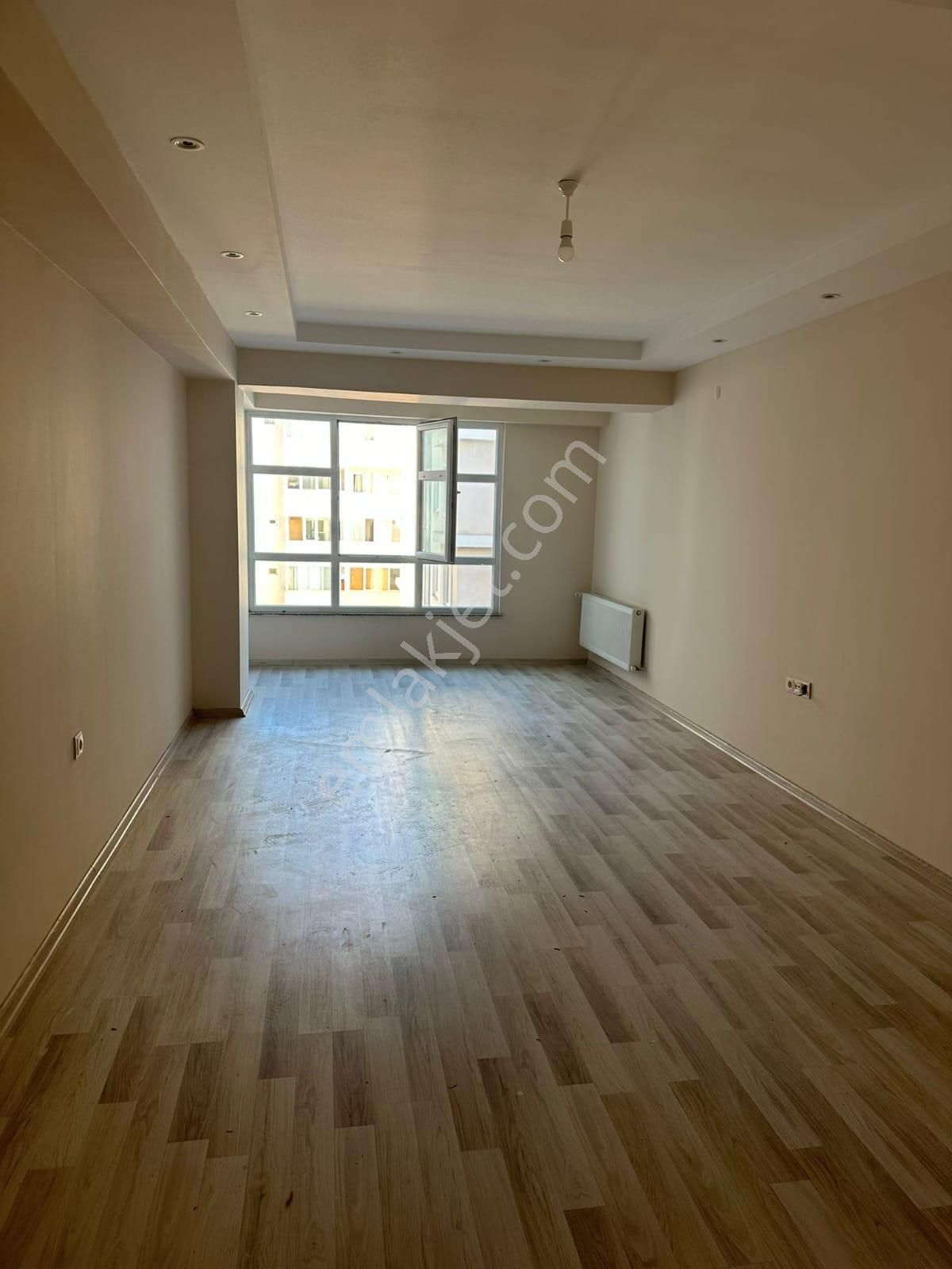 3+1 Eşyasız Güvenlikli Lüx Kiralık Daire - Görsel 8