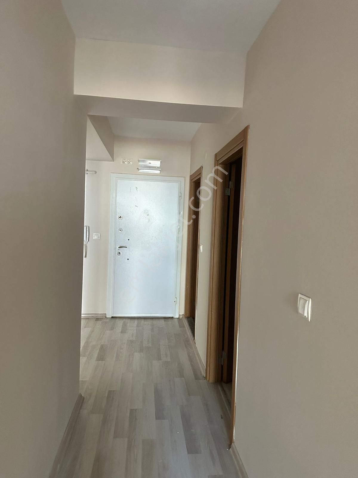 3+1 Eşyasız Güvenlikli Lüx Kiralık Daire - Görsel 11