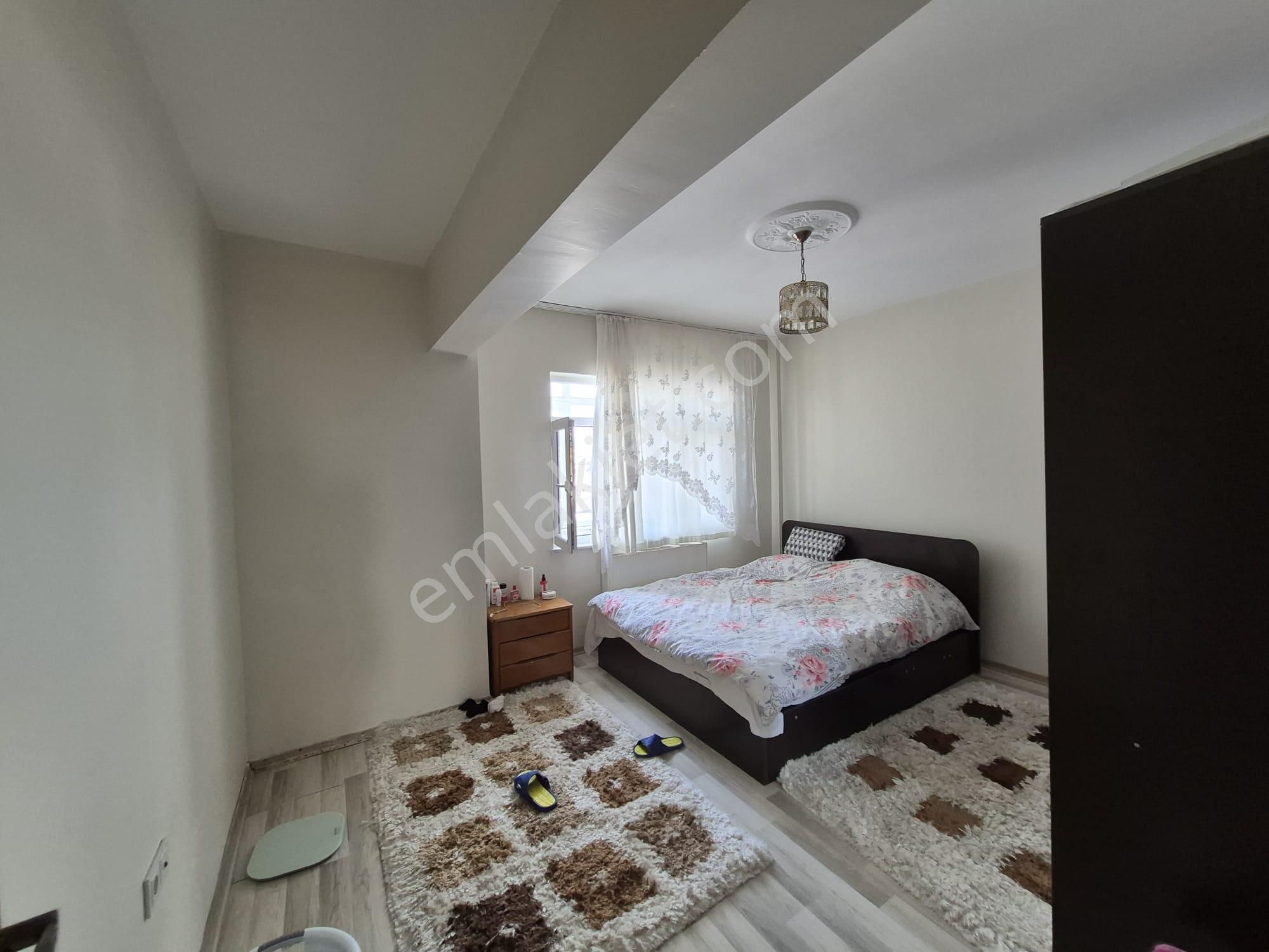Bandırma Atatürk Caddesi Üzeri 2+1 Satılık Daire - Görsel 12