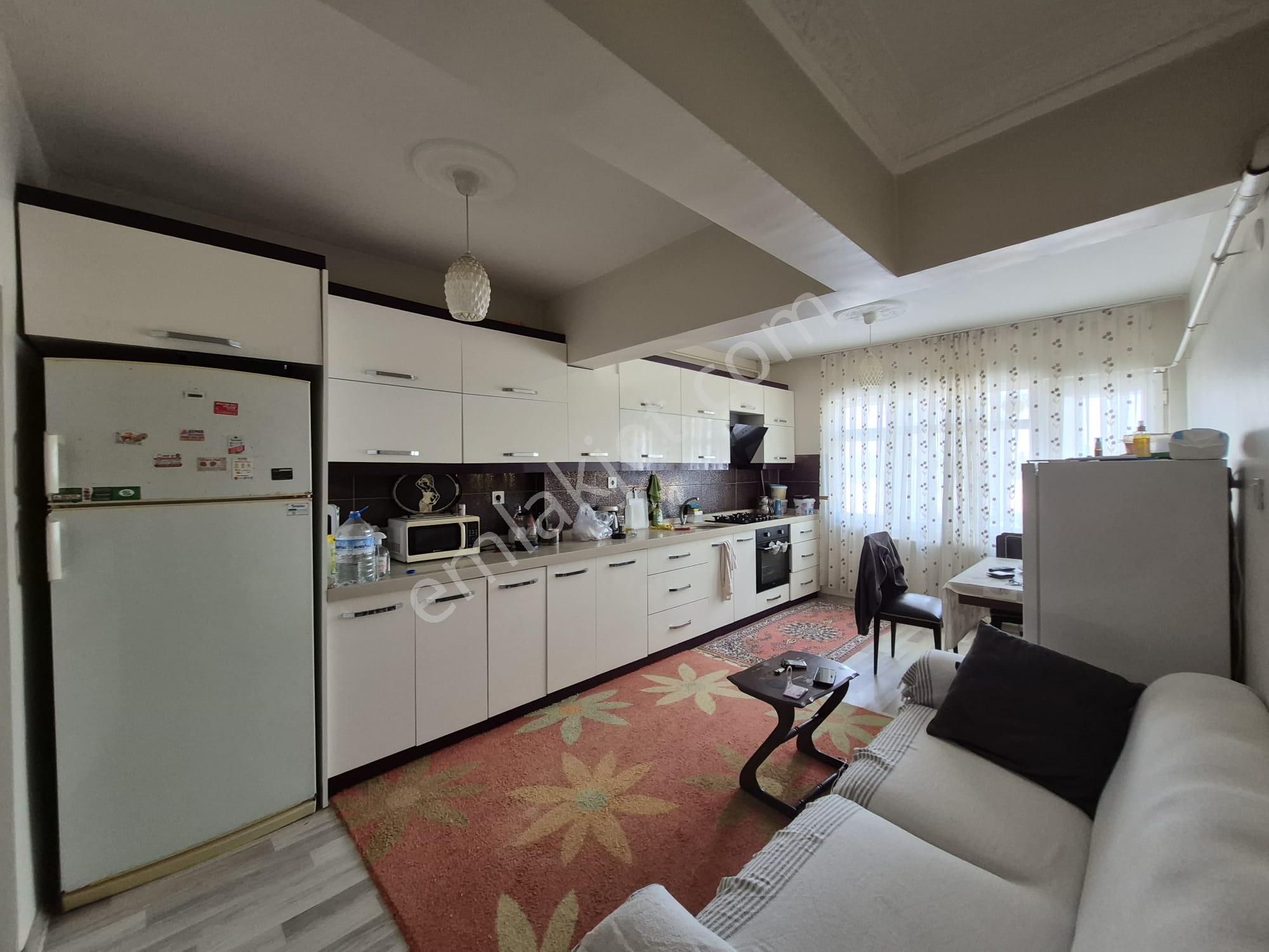 Bandırma Atatürk Caddesi Üzeri 2+1 Satılık Daire - Görsel 5