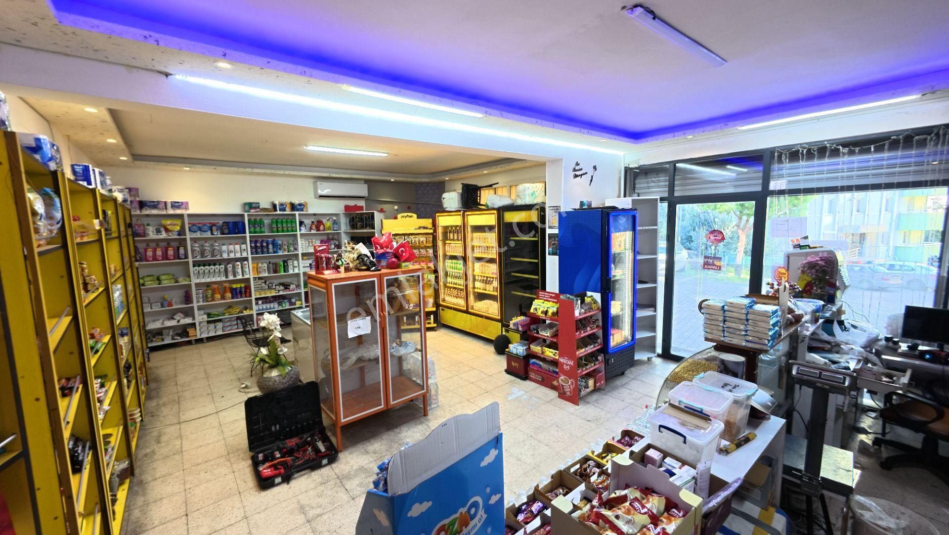 Menemen Ulukent'te Devren Kiralık Tekel Bayii