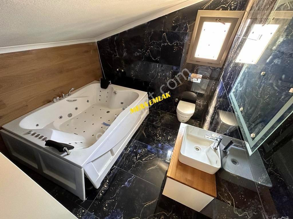 ▀▄mera Emlaktan Altınoluk Narlı'da 660m2 Arsa İçinde 5+1 Villa▀ - Görsel 17