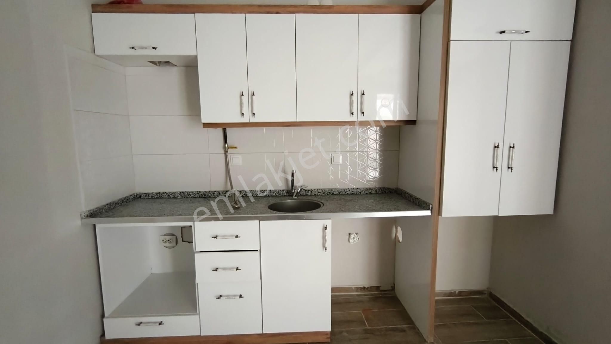 İzmir Torbalı Ayrancılarda Merkezde Acill Satılık 2+1 Açık Mutfak 0 Daire - Görsel 4