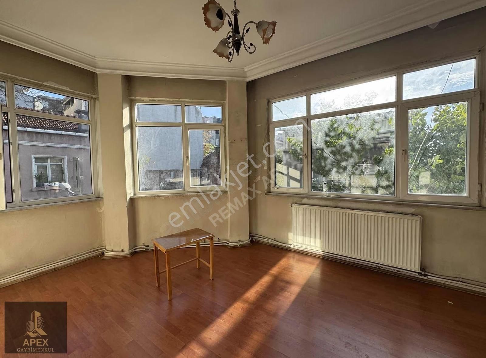 Yatırımlık Fırsat! Satılık 2+1 Daire Acıbadem Hst 100 Metre - Görsel 2