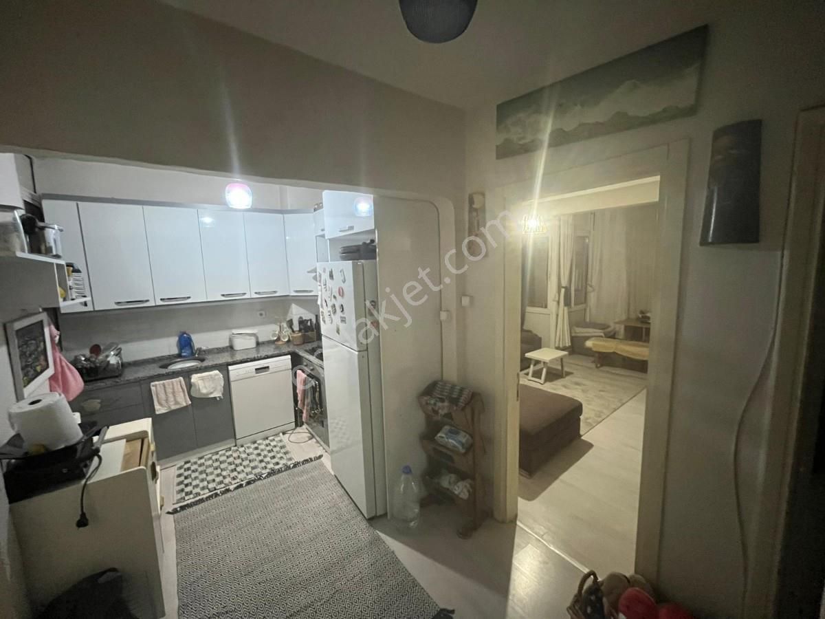 Balçova Ata Caddesi Üzeri 1+1 Daire - Görsel 2