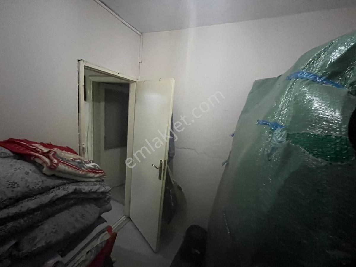 Balçova Ata Caddesi Üzeri 1+1 Daire - Görsel 27