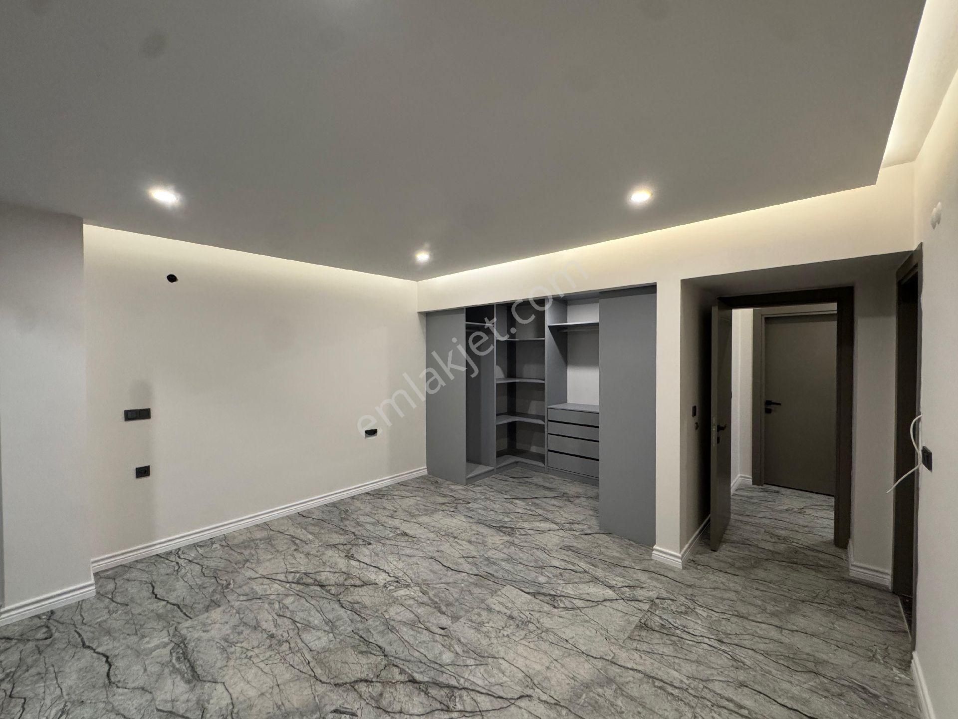 Kuşadası Merkezde Satılık 4+1 Full Deniz Manzaralı Özel Havuzlu - Görsel 21