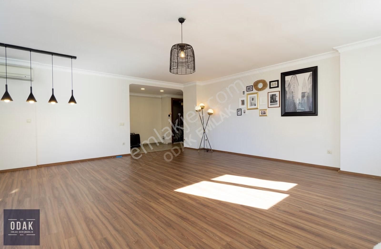 Odak'tan 2019 Yapımı Deniz Manzaralı 155 M2 Ebeveynli - Görsel 3