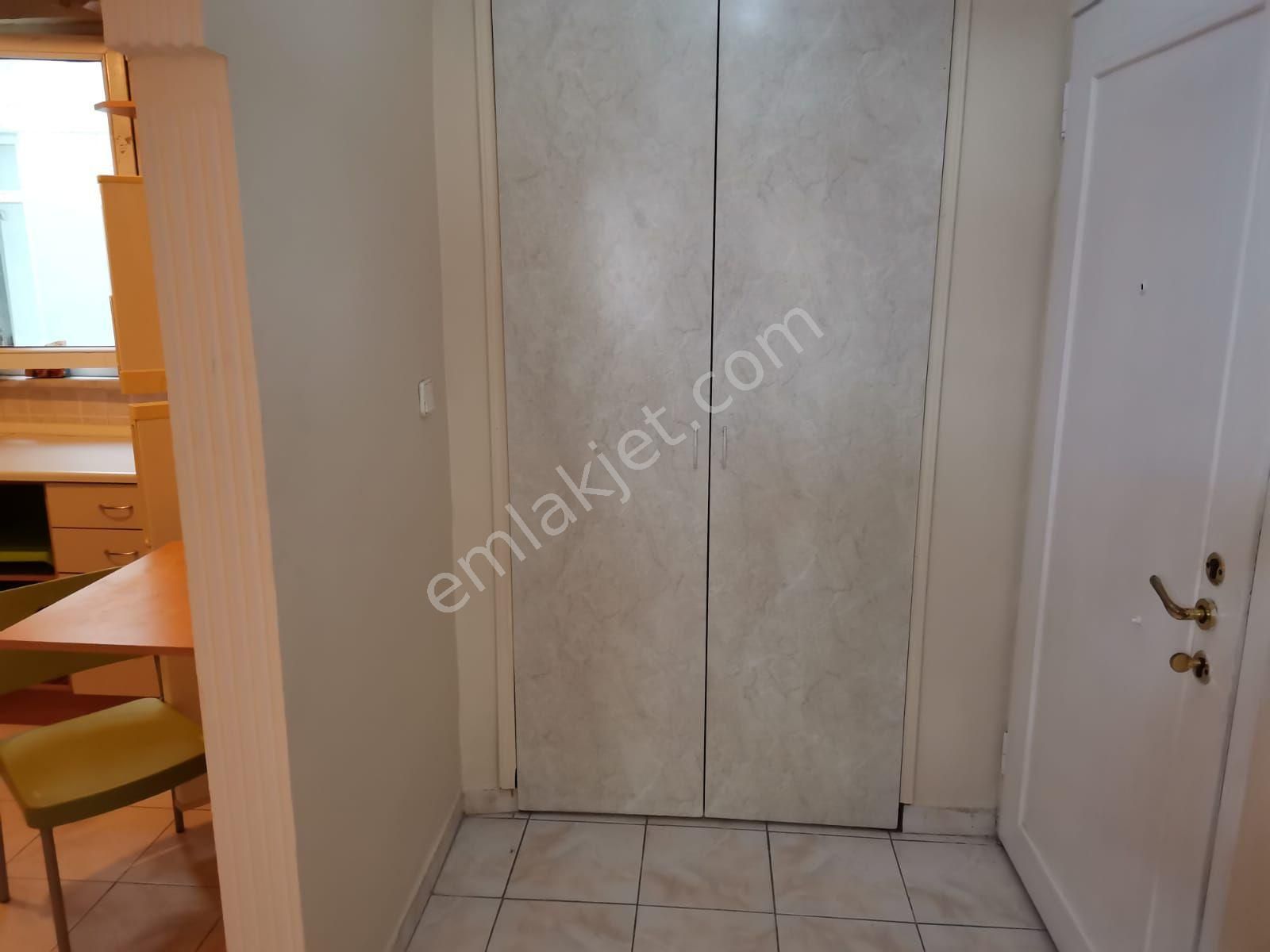 İstanbul Üsküdar Meydana 100mt Eşyalı Kiralık 2+1 Daire - Görsel 16