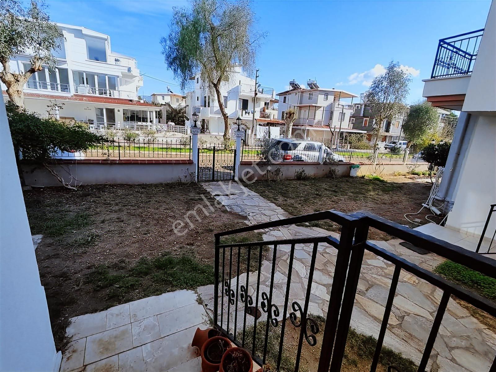 Fevzipaşa Da Denize 50 Metre 4+1 Villa Bu Konumda Başka Yok !!! - Görsel 14