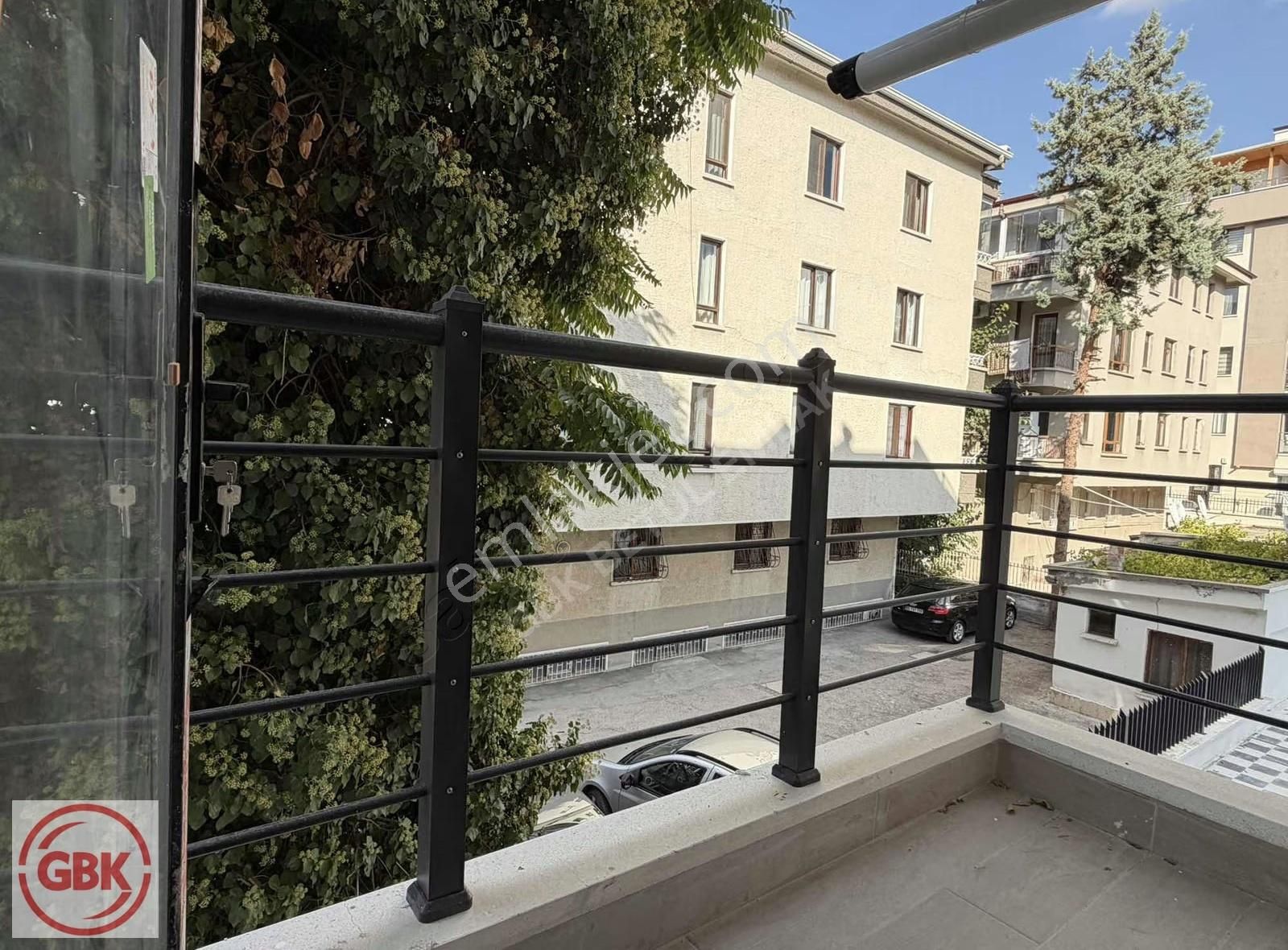 Bahçelievler Metroya 200 Metre | Kapalı Otoparklı 2+1 Daire - Görsel 8