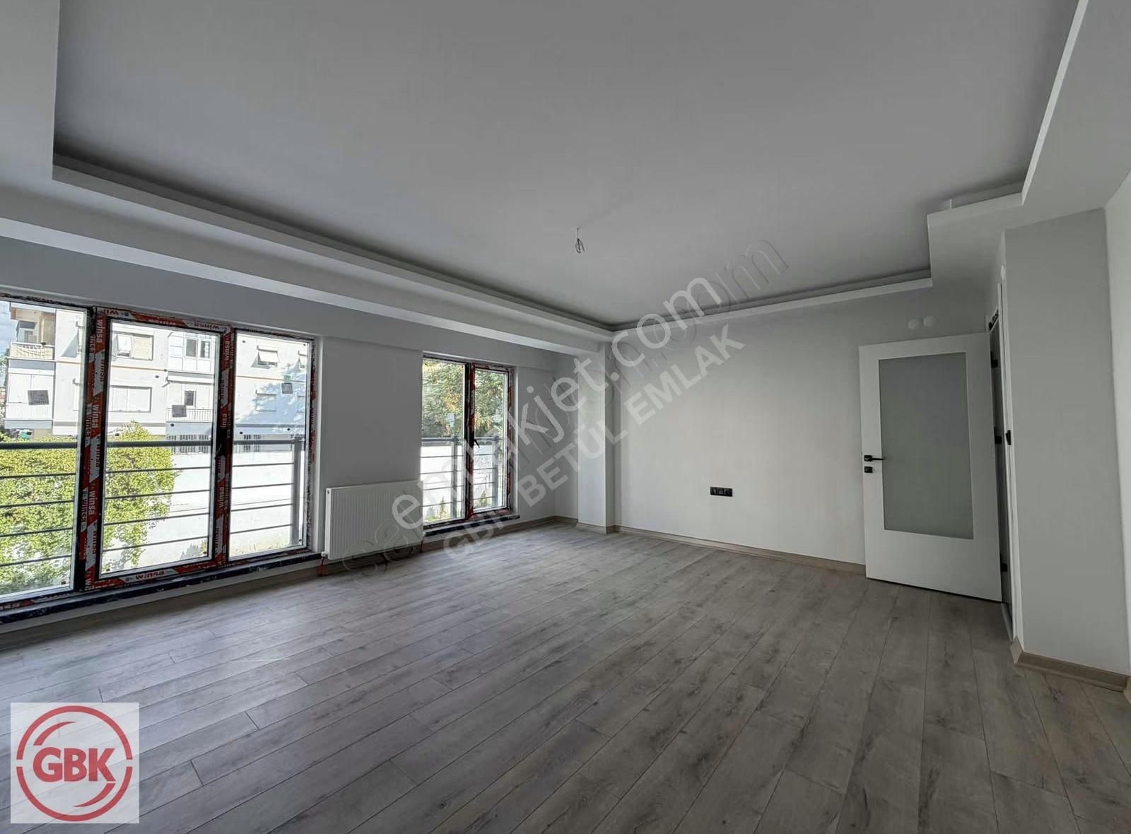 Bahçelievler Metroya 200 Metre | Kapalı Otoparklı 2+1 Daire - Görsel 28