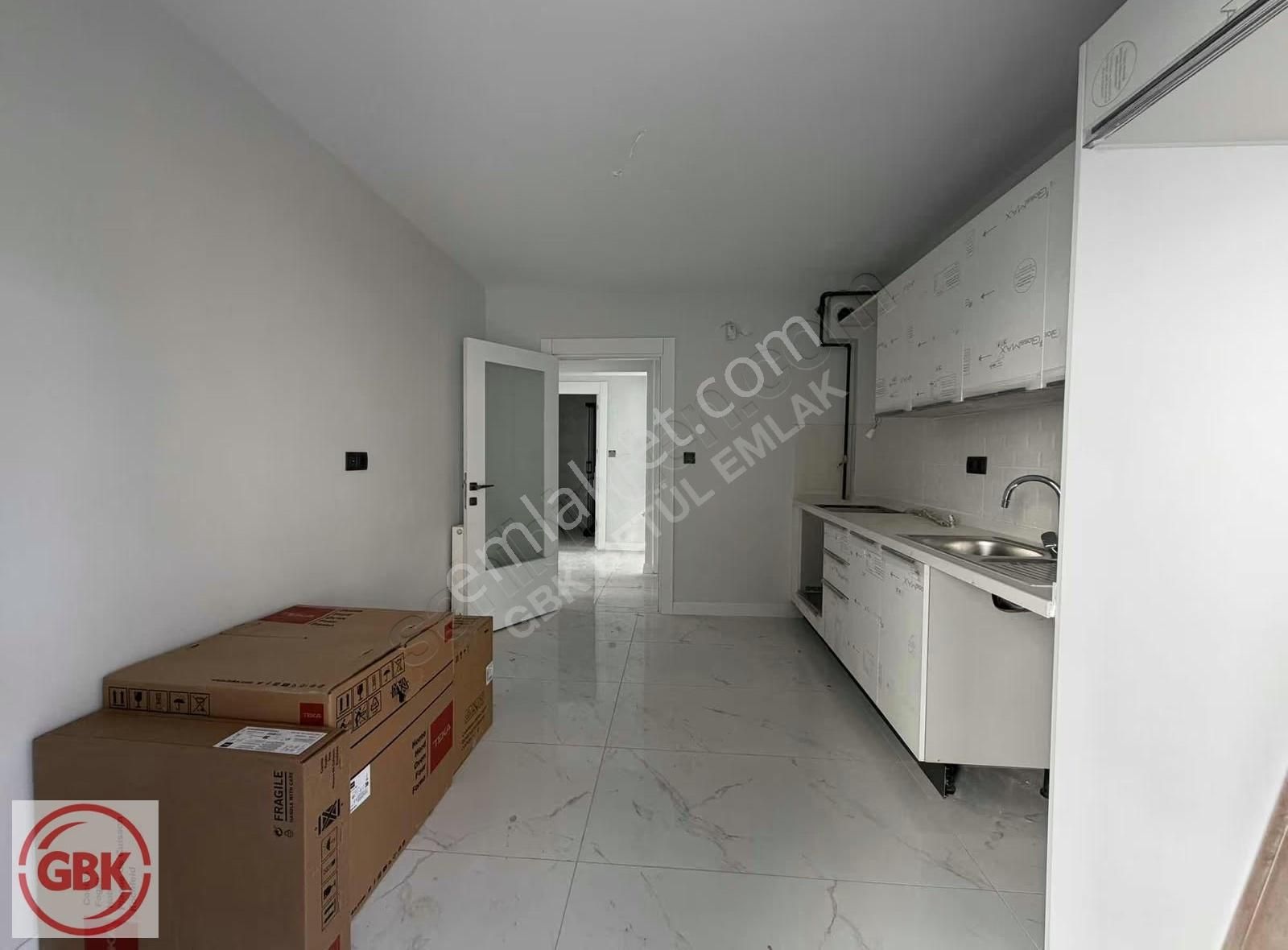 Bahçelievler Metroya 200 Metre | Kapalı Otoparklı 2+1 Daire - Görsel 18