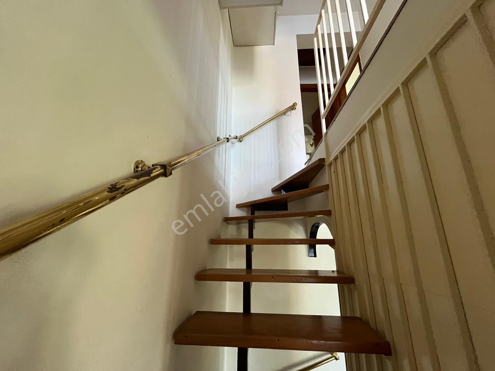 Akçadağ Gayrimenkul'den Albatros Sitesinde Boş Kiralık Villa - Görsel 11