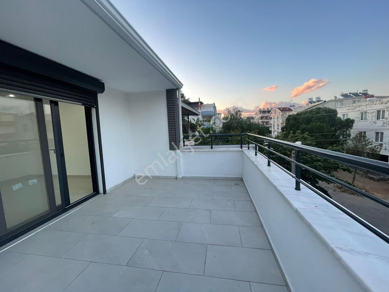 Acill Satılık 3+1 Villa - Görsel 13