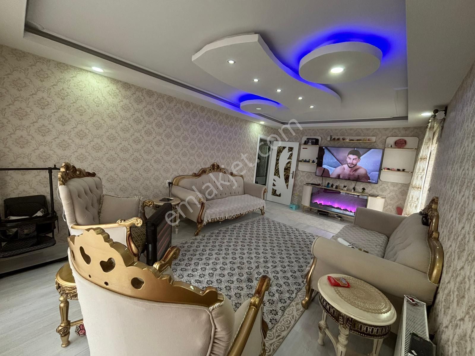 Şahintepe Mah. 4.katta 240m2 Asansörlü 4+1 Dubleks Satılık Daire