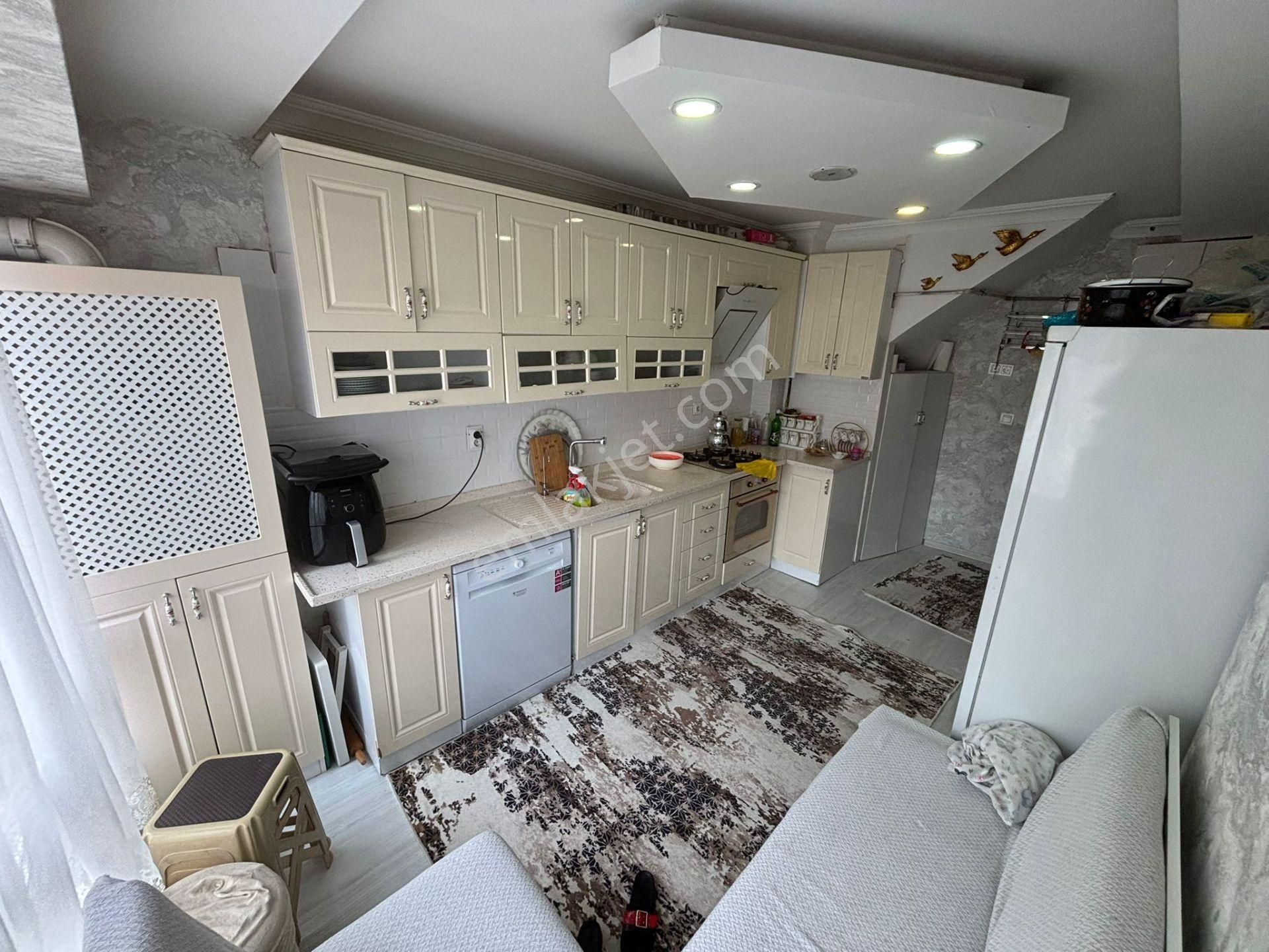 Şahintepe Mah. 4.katta 240m2 Asansörlü 4+1 Dubleks Satılık Daire - Görsel 5