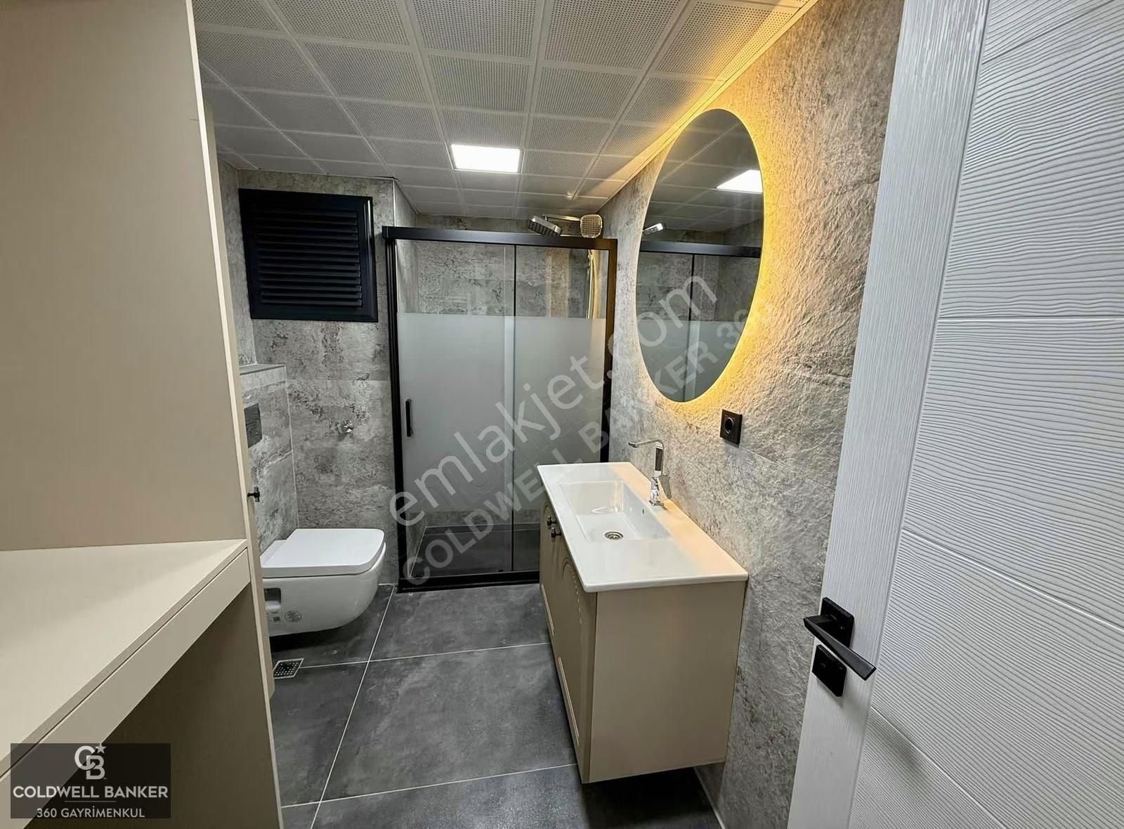 İzmir Güzelyalının Kalbinde, Komple Yenilenmiş 3+1 Daire - Görsel 34