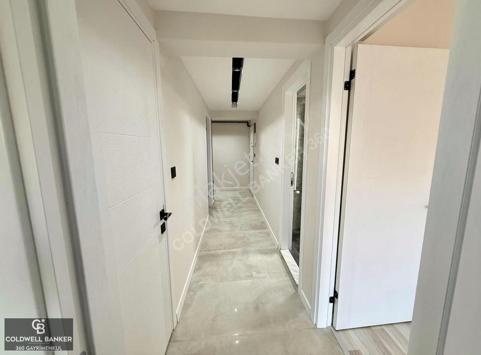 İzmir Güzelyalının Kalbinde, Komple Yenilenmiş 3+1 Daire - Görsel 2