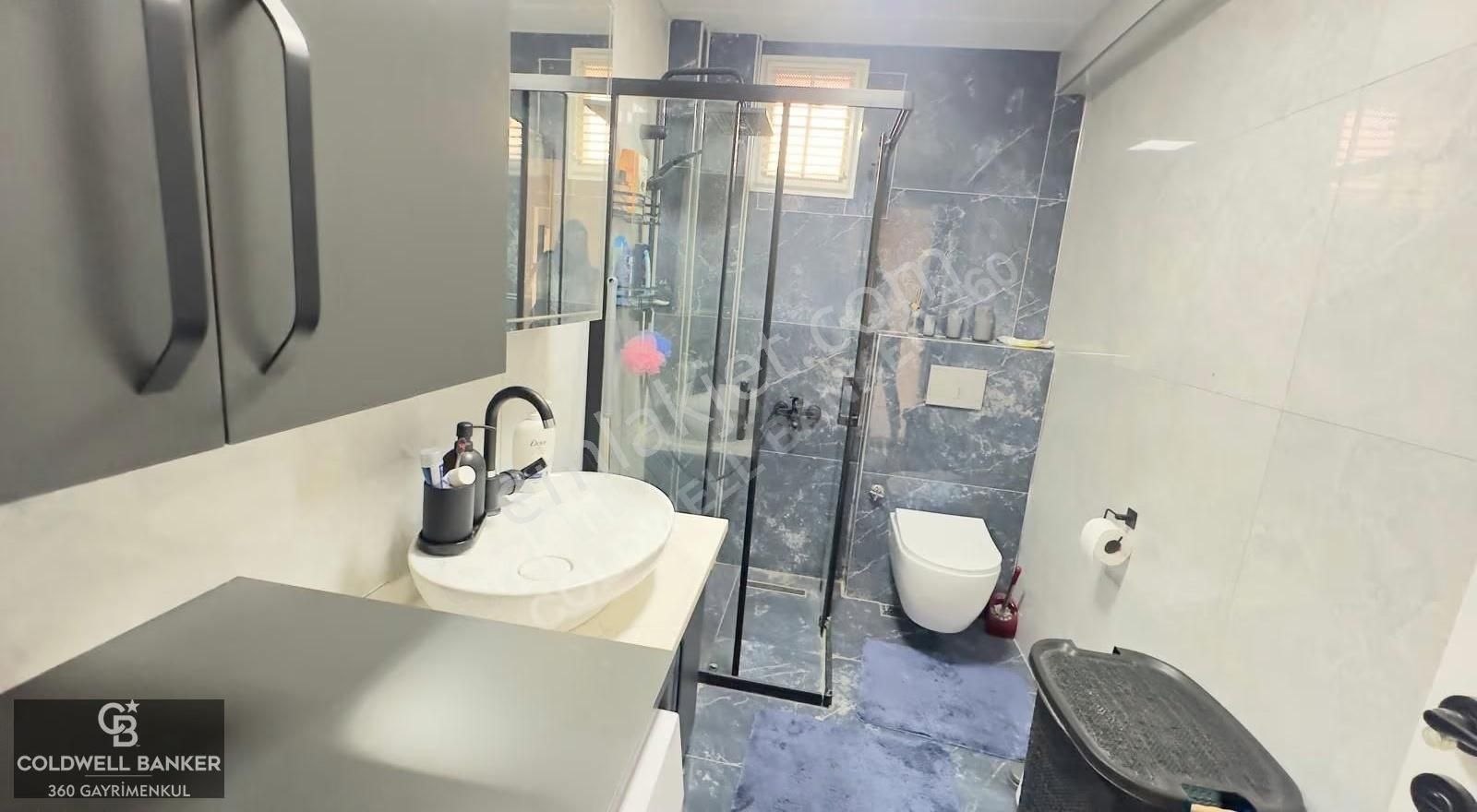 İzmir Karşıyaka'da Modern Tasarımlı Işıltılı Satılık 2+1 Daire - Görsel 12