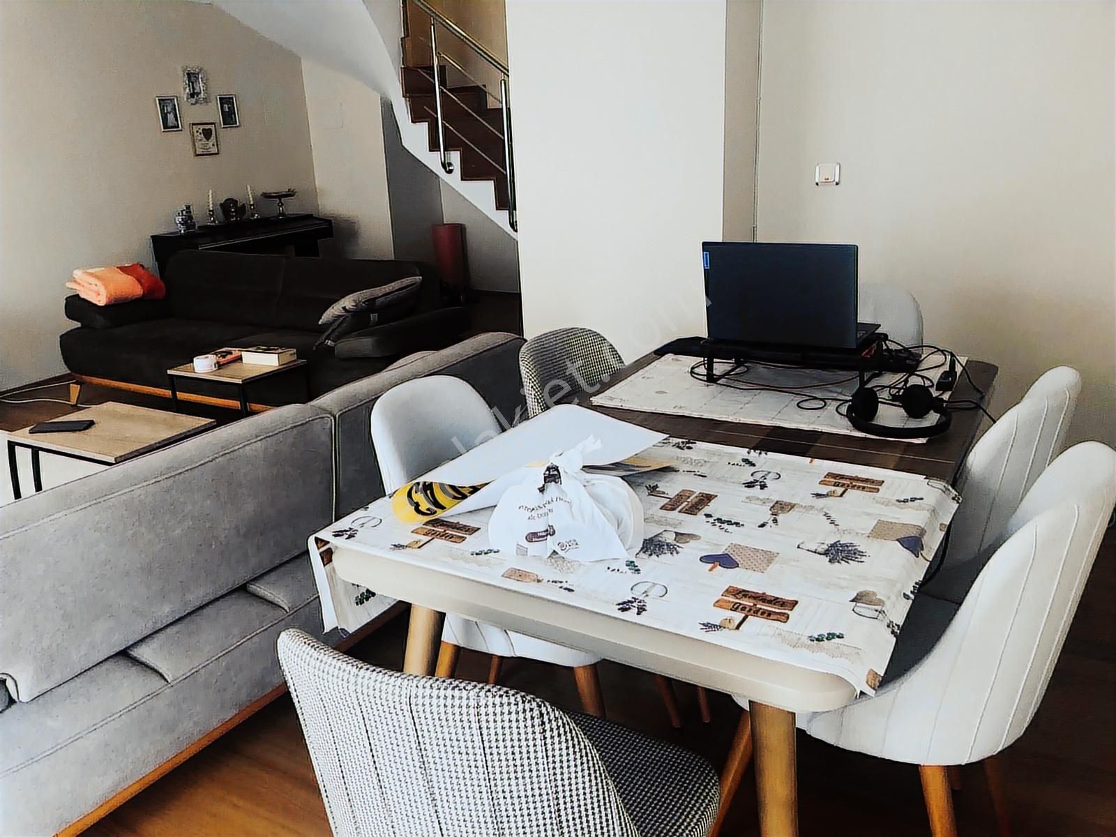 Karşıyaka Yalı Mahallesi Geniş Dubleks 3+1 Kiralık Daire - Görsel 23