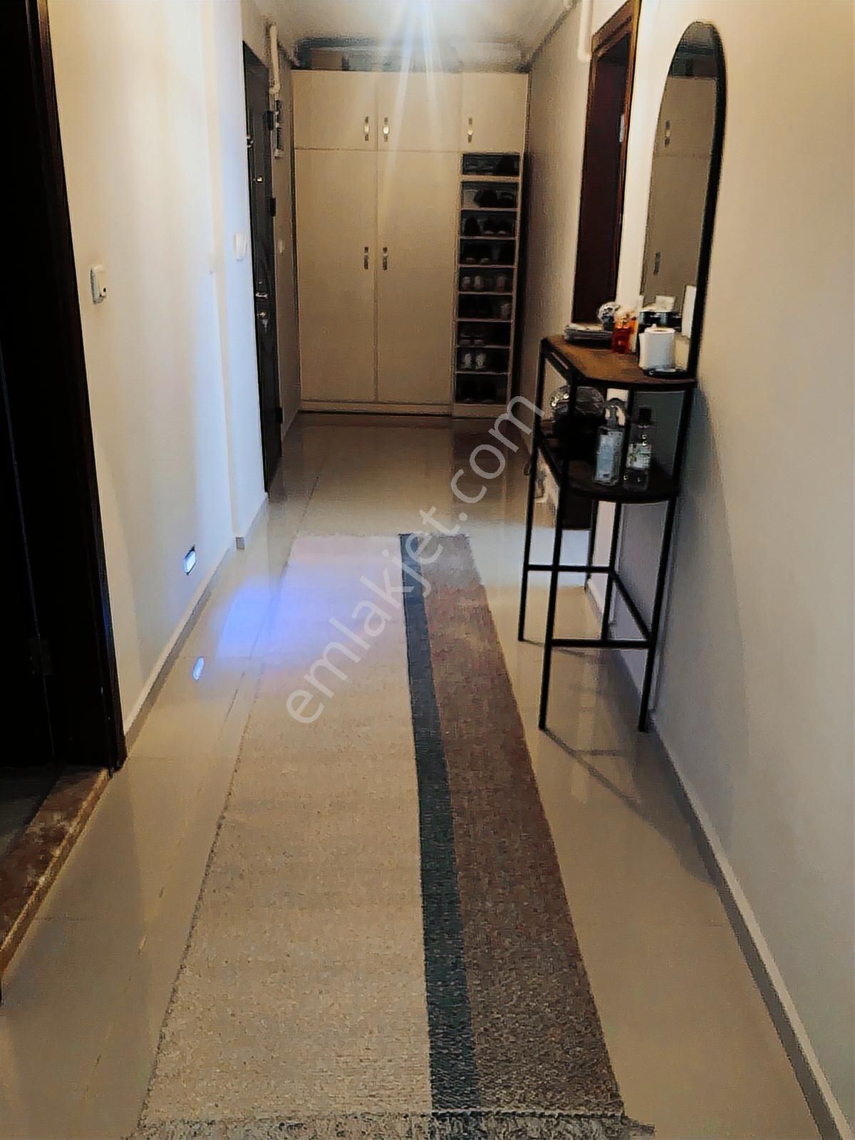Karşıyaka Yalı Mahallesi Geniş Dubleks 3+1 Kiralık Daire - Görsel 18