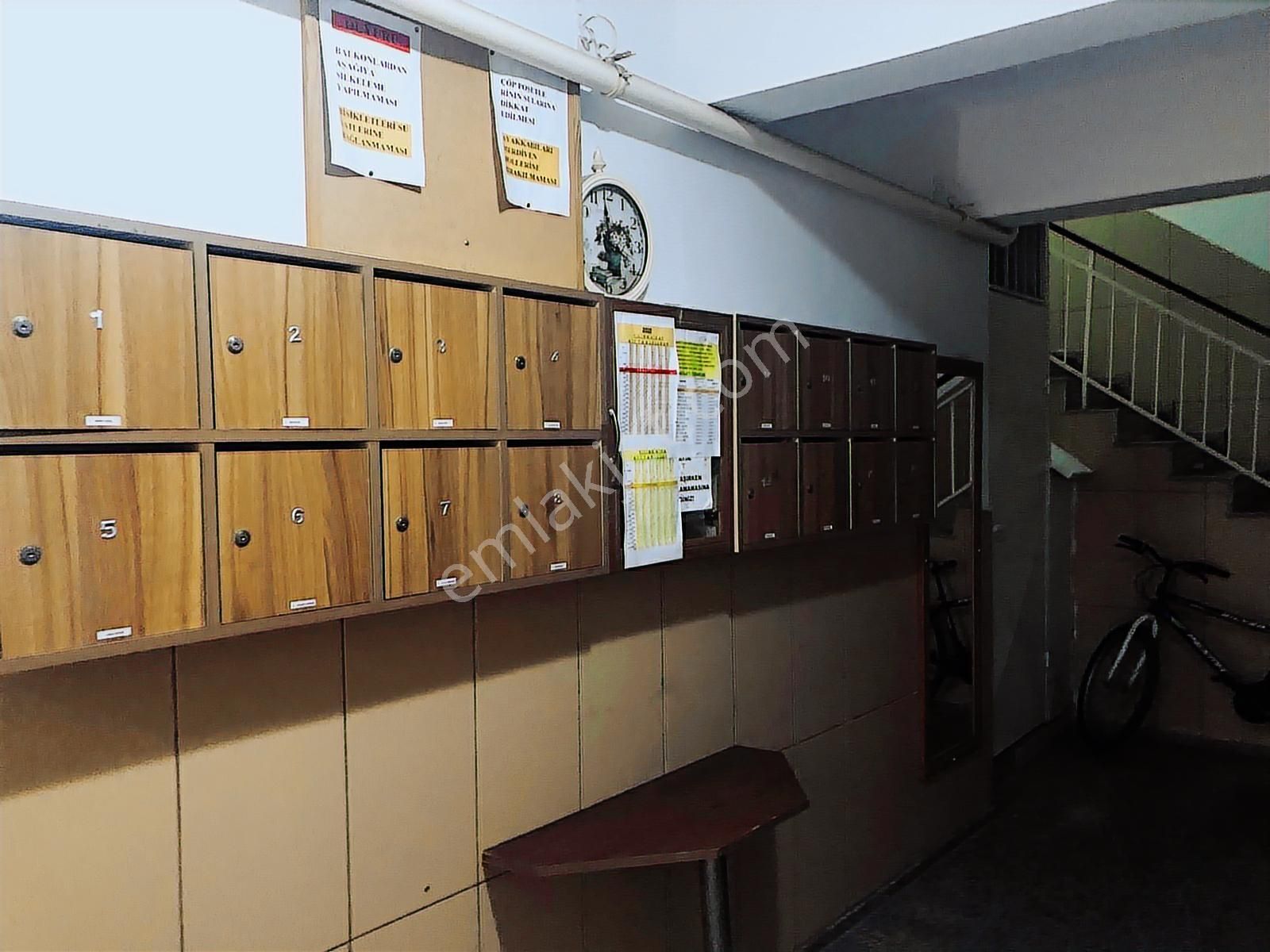 Karşıyaka Yalı Mahallesi Geniş Dubleks 3+1 Kiralık Daire - Görsel 2