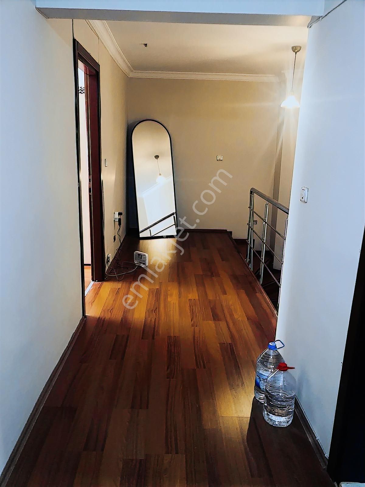 Karşıyaka Yalı Mahallesi Geniş Dubleks 3+1 Kiralık Daire - Görsel 30