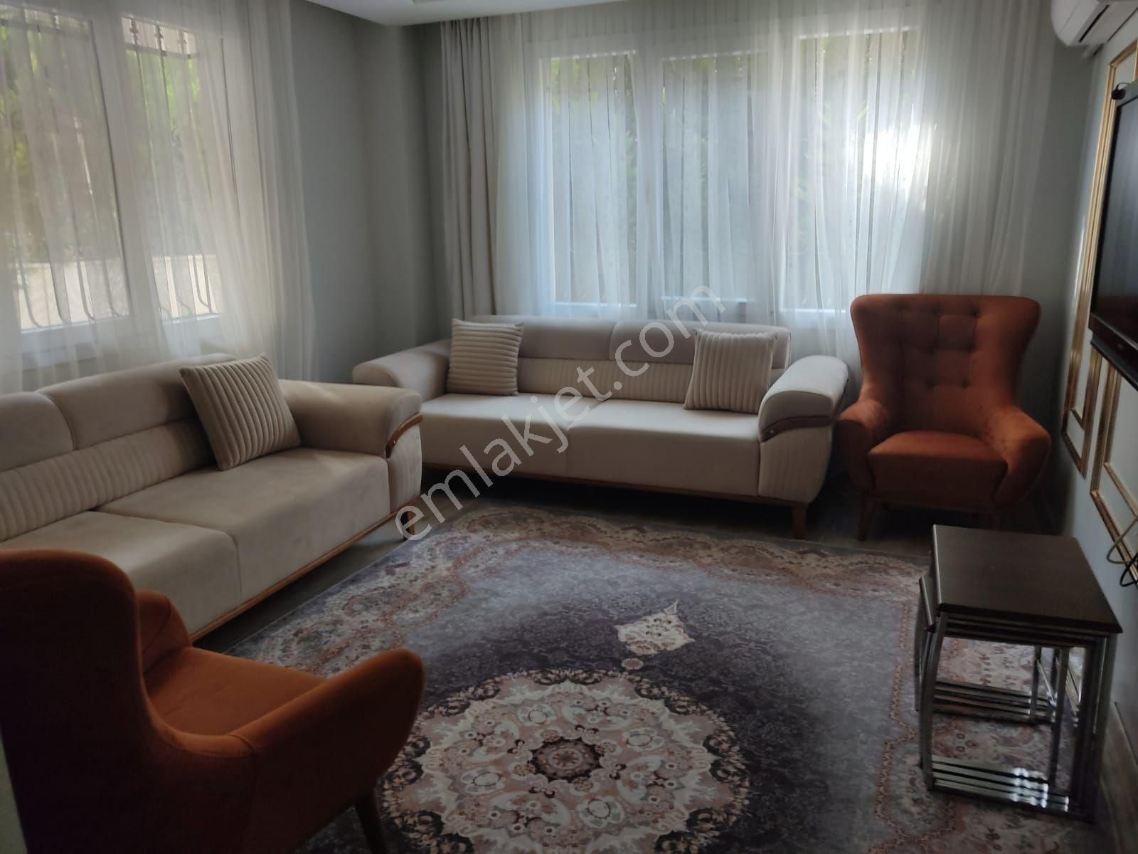 Beylıkdüzü Kavaklıda 2+1 Gıriş Kat Daire Satılık Kelepır