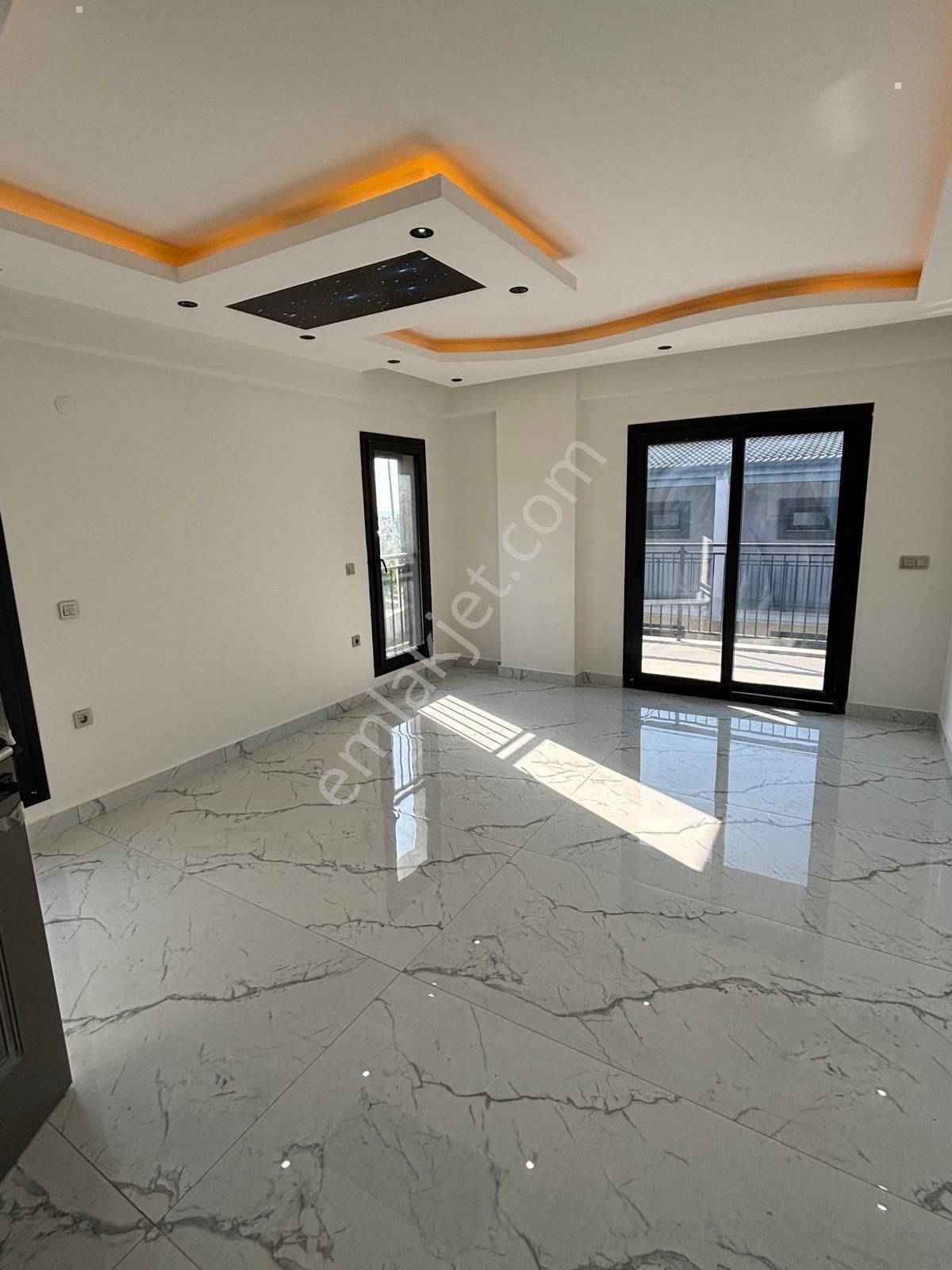 Kuşadası Güzelcamlıda Satılı Lüks Fillalar - Görsel 14