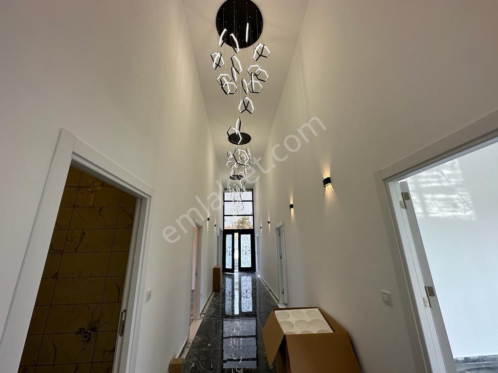 Çelikler İnşaat&gayrimenkul'den Kiralık Yeni Yapı Havuzlu Malikane - Görsel 13