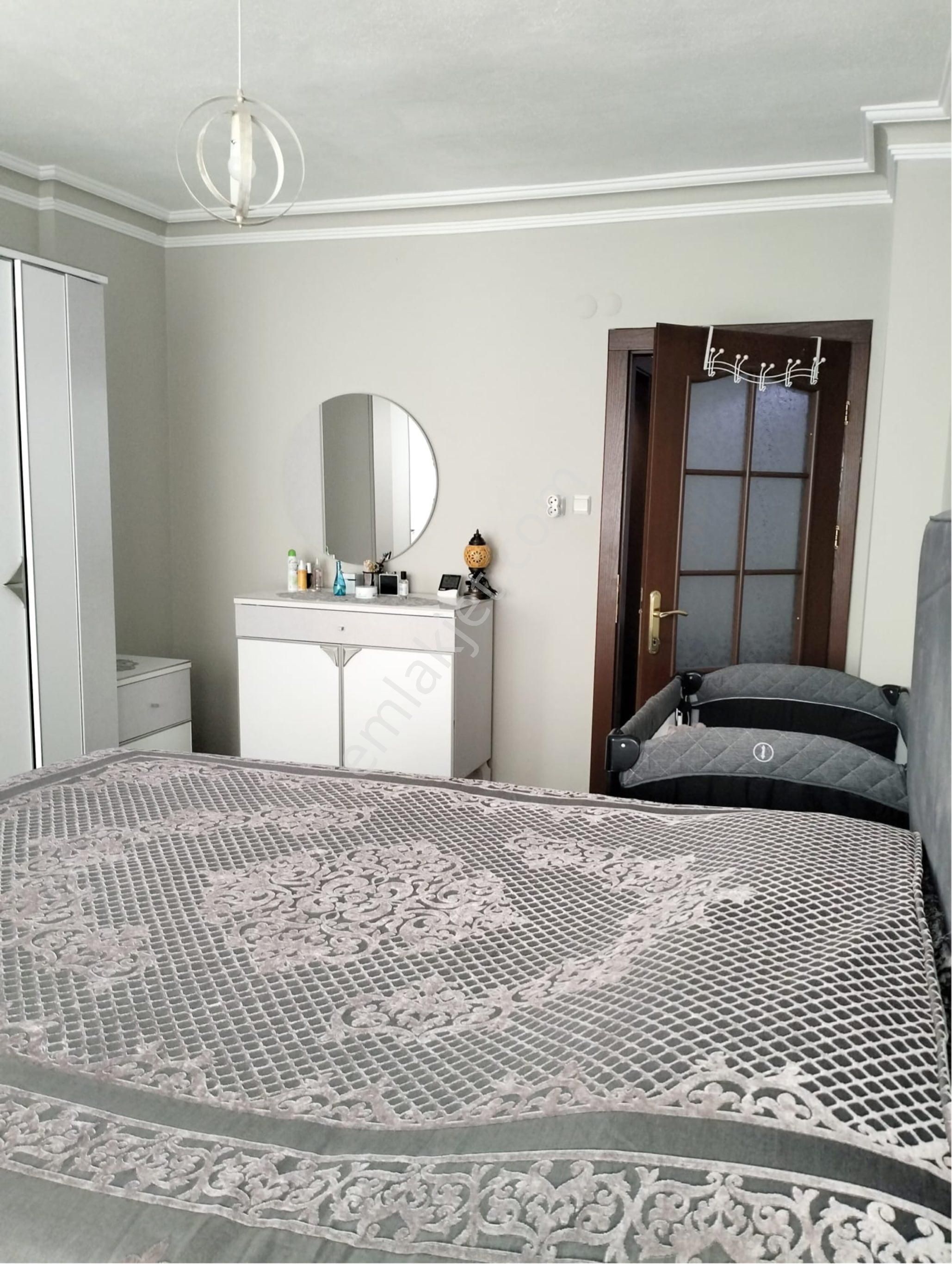 Niğde Merkezi Selçuk Mah. Mandacılar Sitesi Satılk Daire - Görsel 23