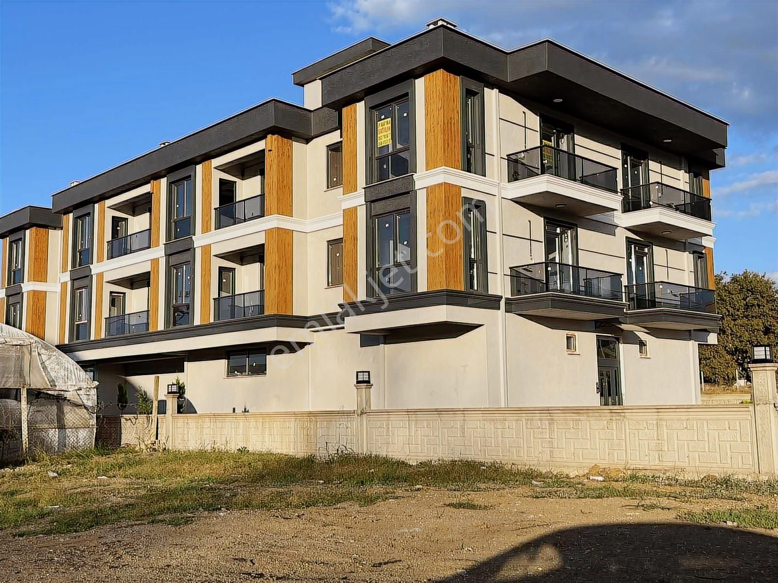 Yalova Merkez Gaziosmanpaşa Mahallesinde Satılık Lüks 1+1 Daire - Görsel 10