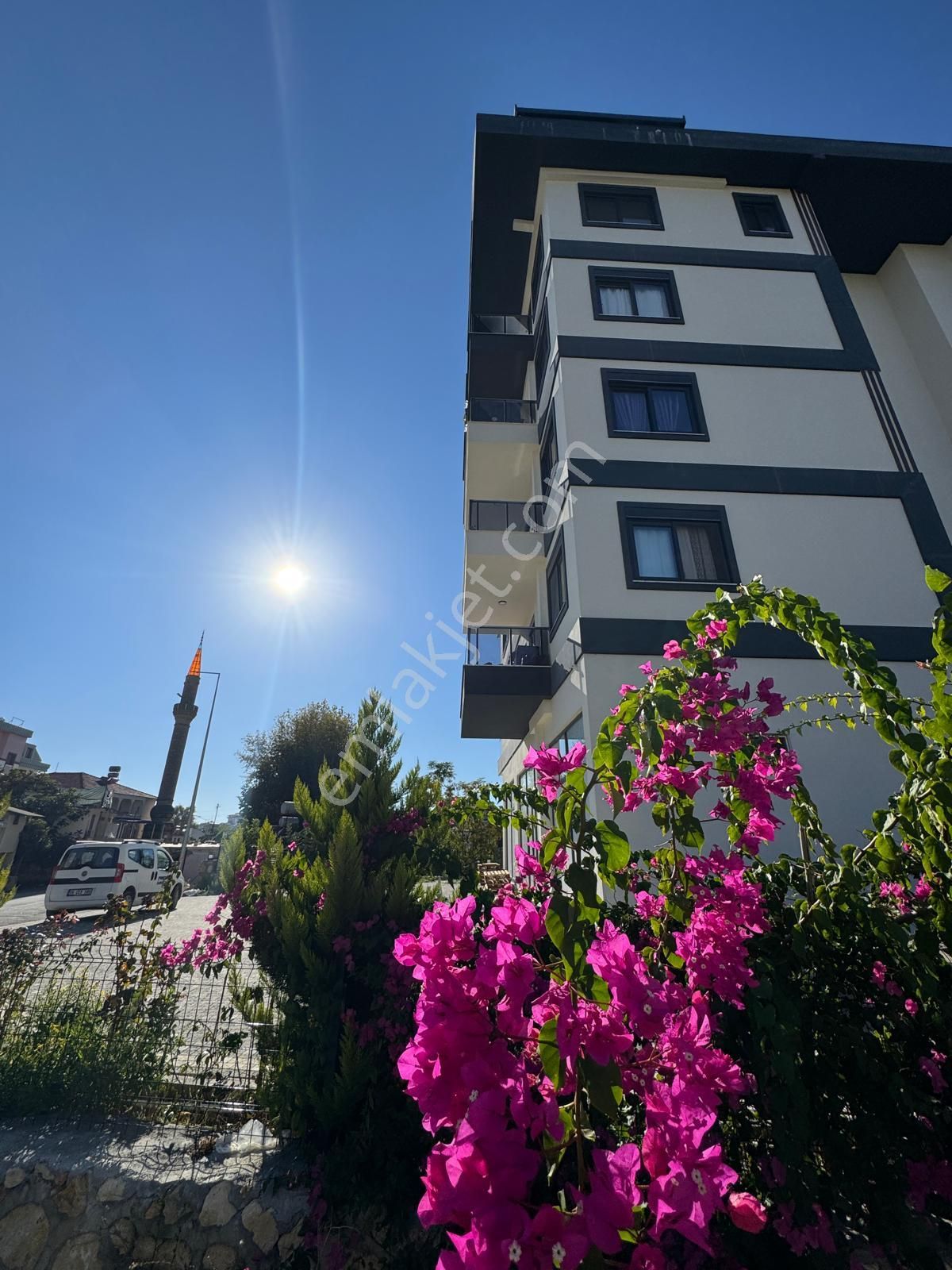 Alanya Avsallarda Merkezi Konumda Deniz Manzaralı 1+1 Satılık Daire ! - Görsel 13