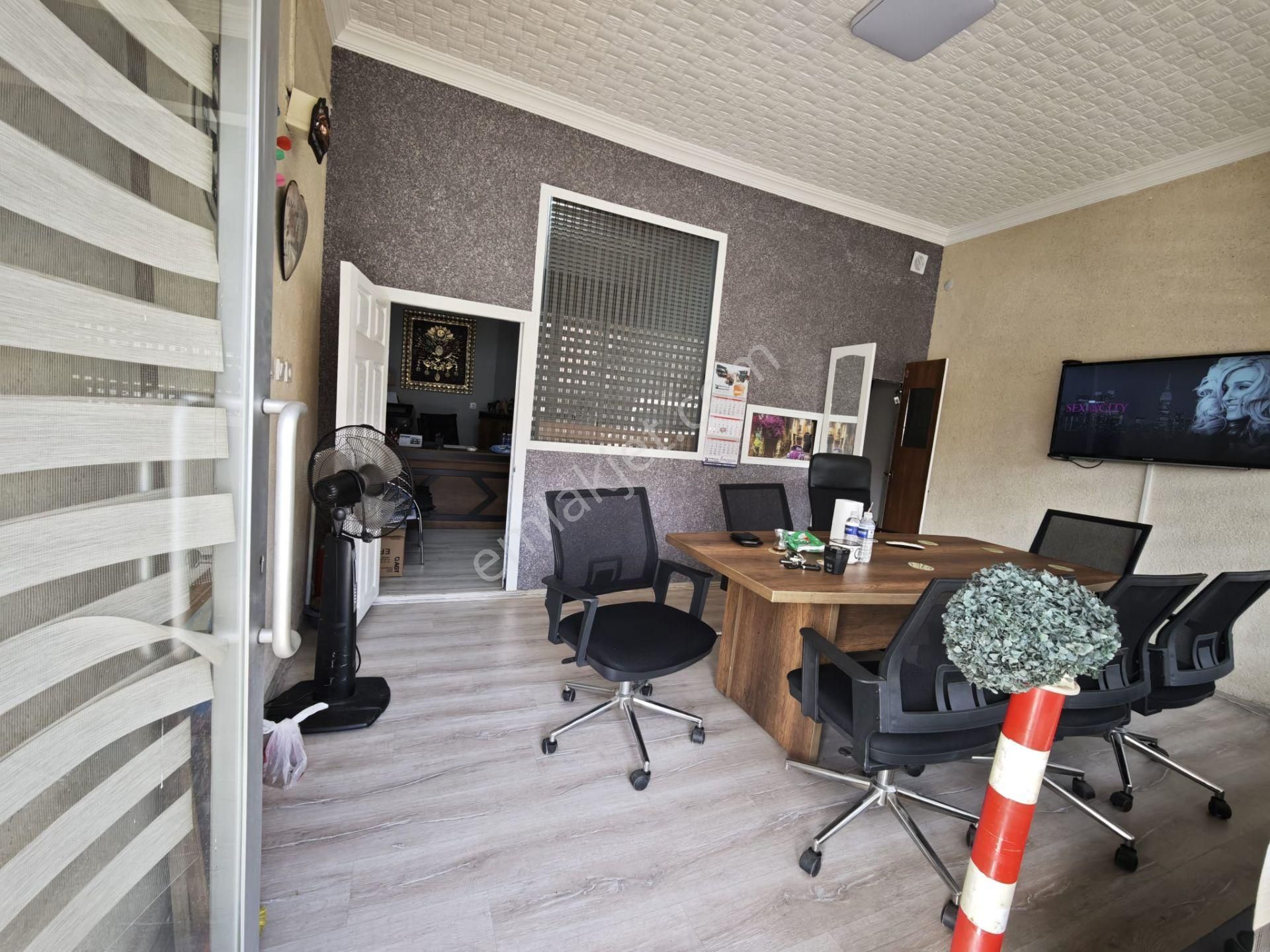 Kecören İncirli Yunus Emre Caddesin'de 40 M2 Satılık Dükkan - Görsel 12