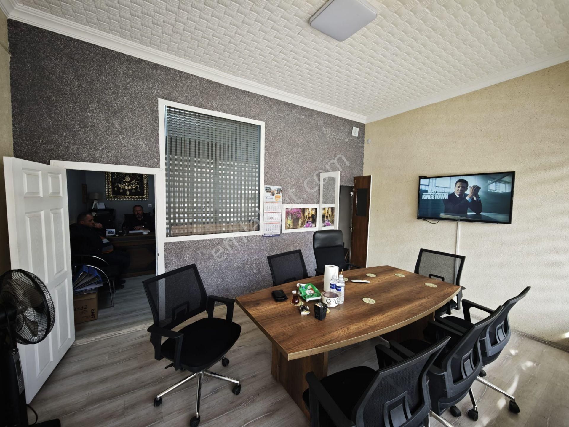 Kecören İncirli Yunus Emre Caddesin'de 40 M2 Satılık Dükkan - Görsel 9