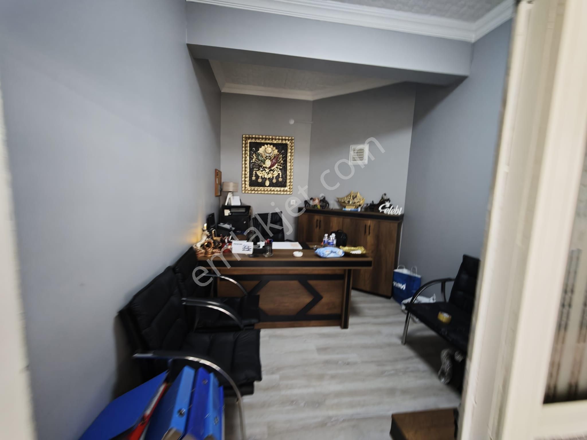 Kecören İncirli Yunus Emre Caddesin'de 40 M2 Satılık Dükkan