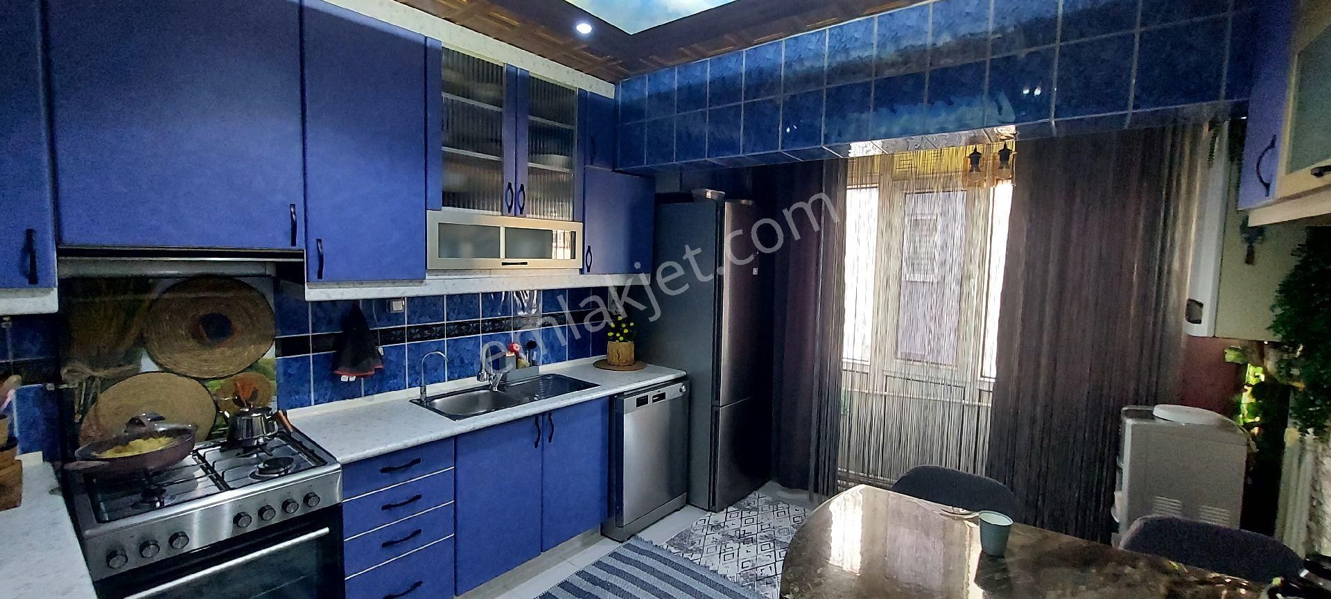 Devrim Cadde Üstü Asansörlü Manzaralı 6.kat Arakat 3+1 İçi Yapılı - Görsel 13