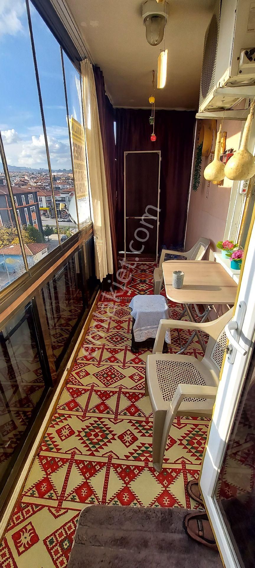 Devrim Cadde Üstü Asansörlü Manzaralı 6.kat Arakat 3+1 İçi Yapılı - Görsel 4