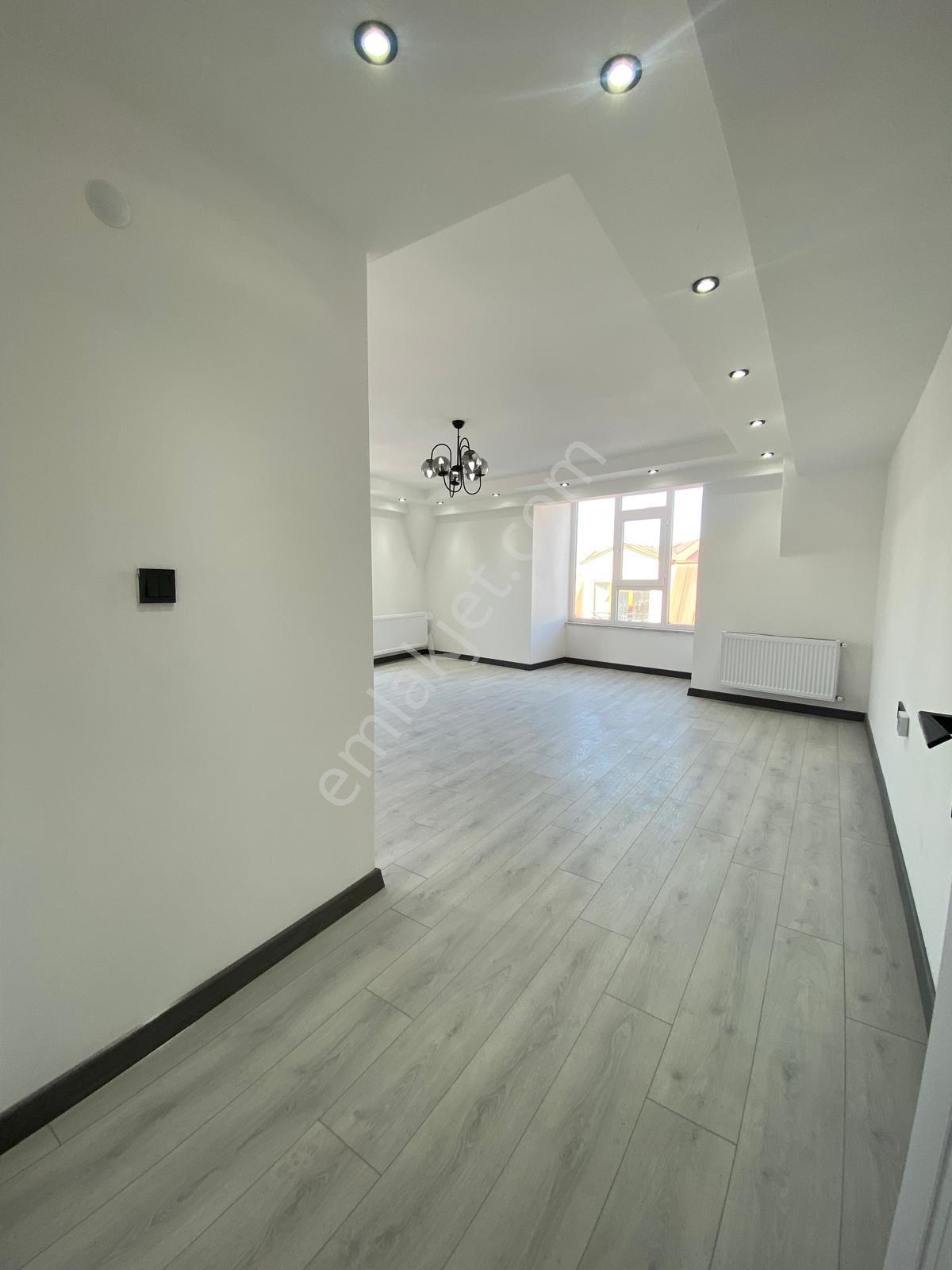 Conker İnşaat Emlak’tan Çamlıca Mahallesi 4+1 165 M2 Satılık Dublex Daire - Görsel 17