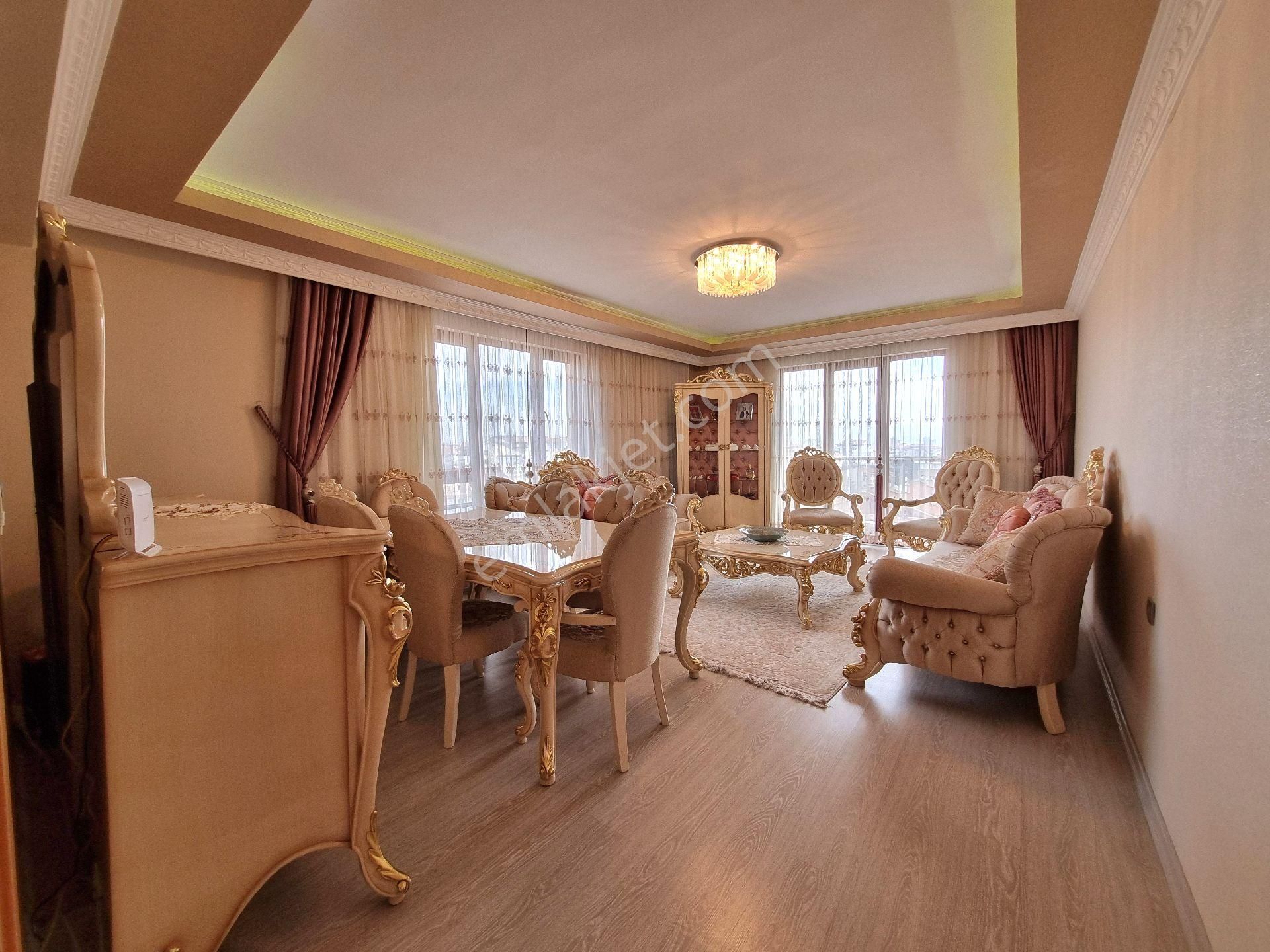 Bağbaşı'dan Seval Cad Mevkii (ayvalı Merkez Yanı) 3+1 Geniş Mutfak Çiftbanyo 9.kat Manzaralı Öngüney - Görsel 5