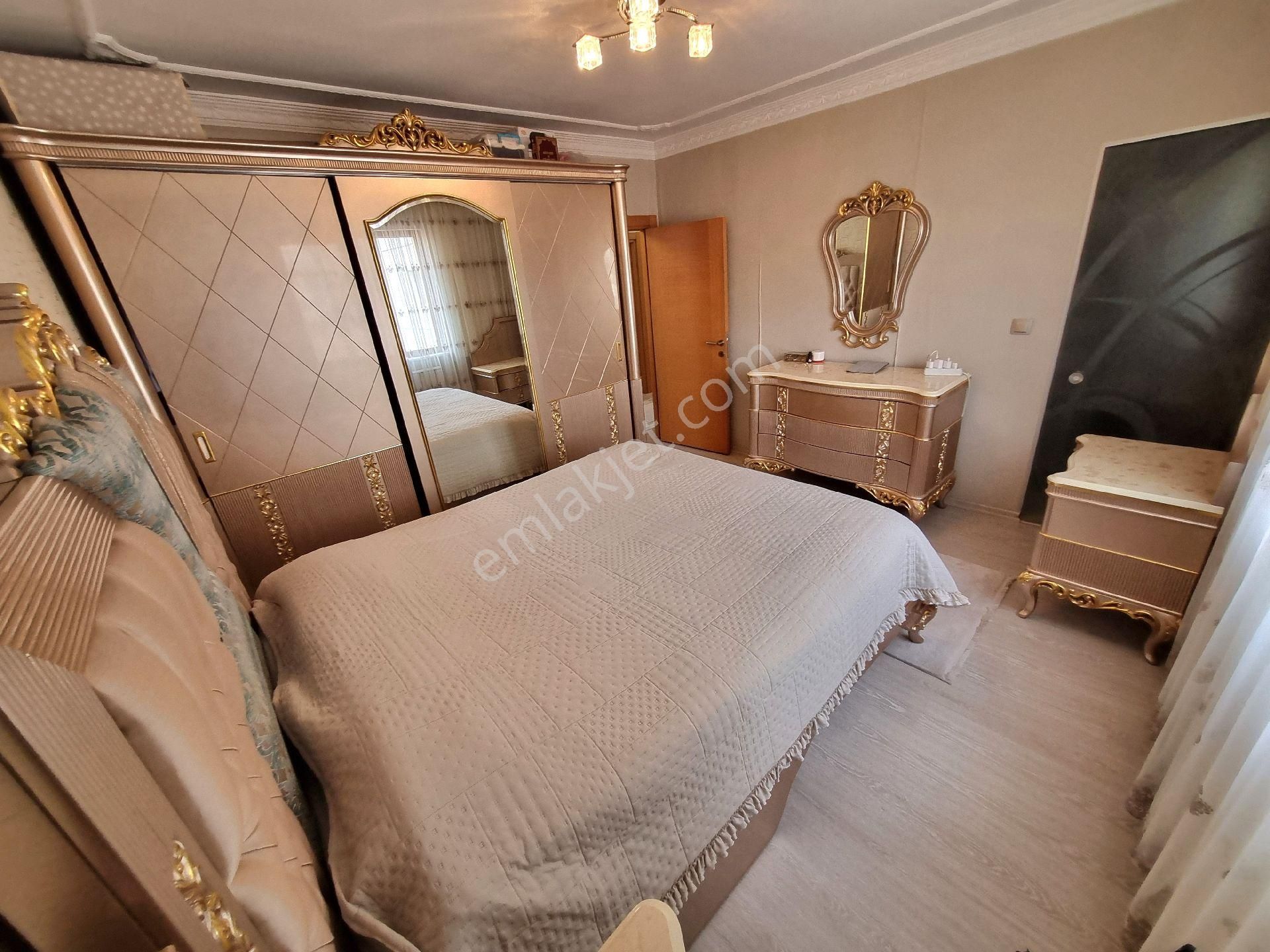 Bağbaşı'dan Seval Cad Mevkii (ayvalı Merkez Yanı) 3+1 Geniş Mutfak Çiftbanyo 9.kat Manzaralı Öngüney - Görsel 17