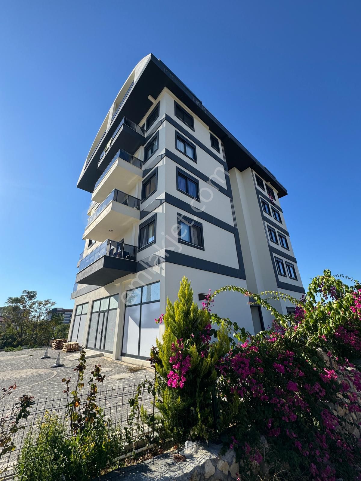 Alanya Avsallarda Merkezi Konumda Deniz Manzaralı 2+1 Satılık Dubleks Daire ! - Görsel 32