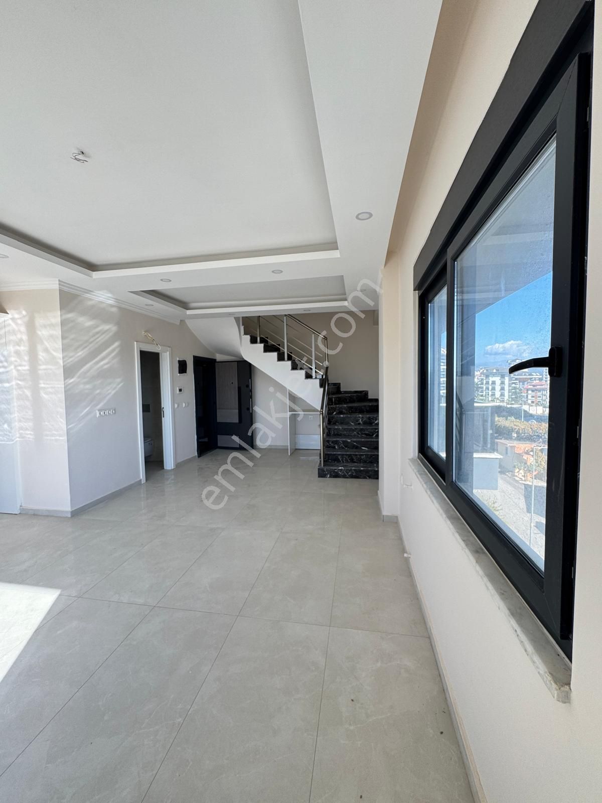 Alanya Avsallarda Merkezi Konumda Deniz Manzaralı 2+1 Satılık Dubleks Daire ! - Görsel 5