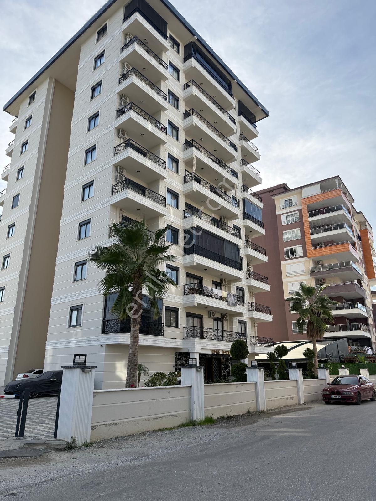 Tomris Residence 1+1 Dağ Manzaralı Sıfır Daire