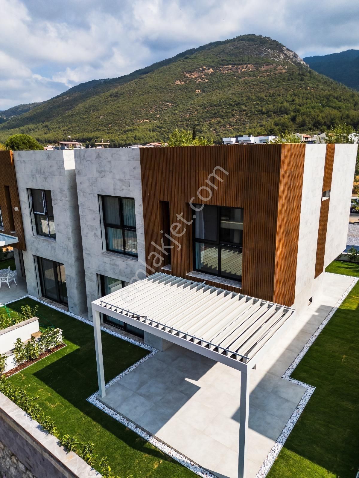 Güzelçamlı'da Doğayla İç İçe,denize Yürüme Mesafesinde Huzur Dolu Villa! - Görsel 34